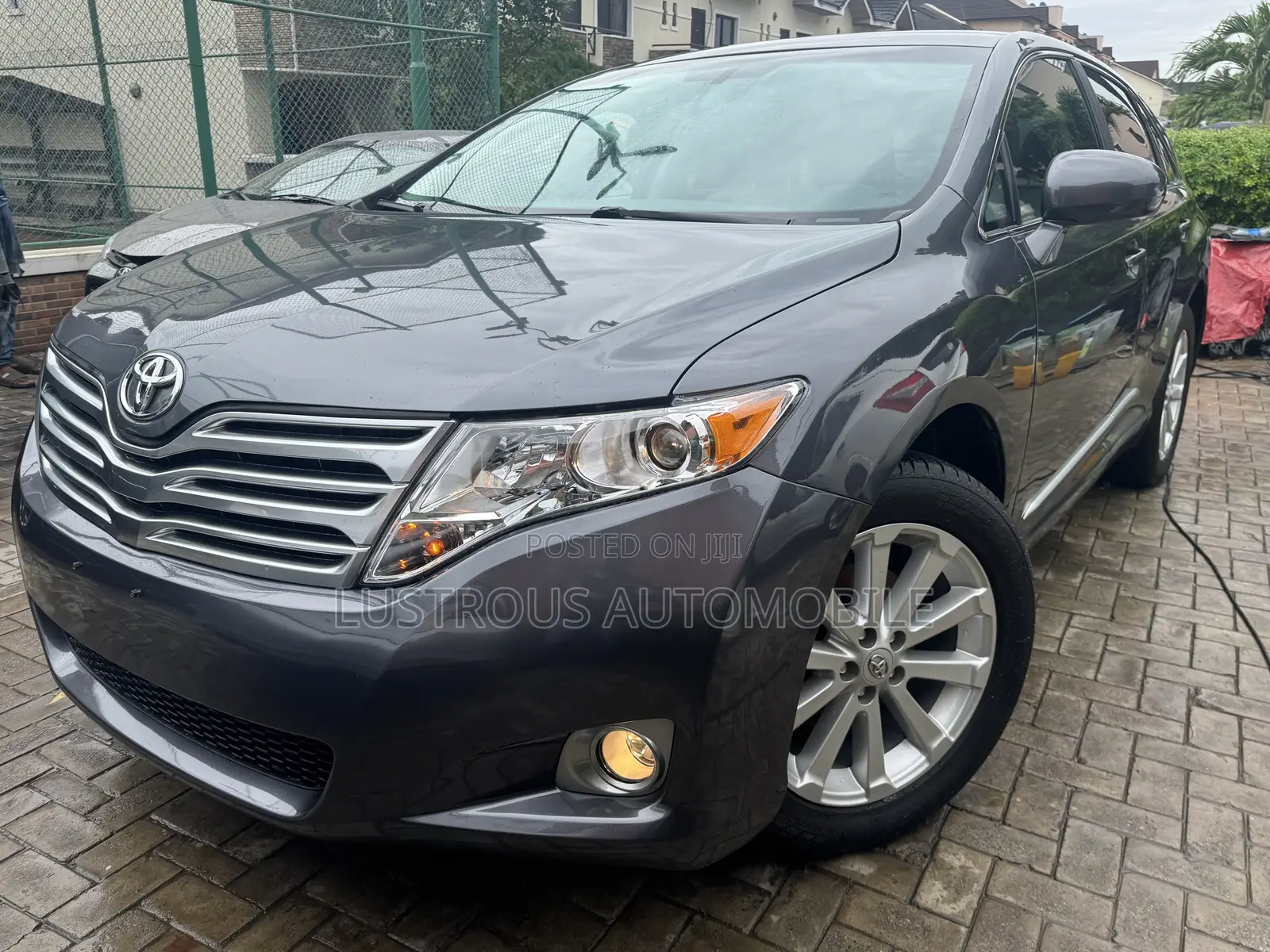 Toyota Venza AWD 2010 Gray