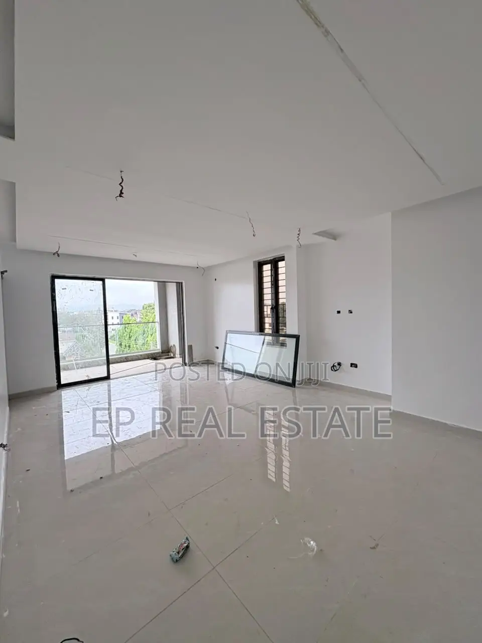 5bdrm Duplex in Wuse 2 for sale