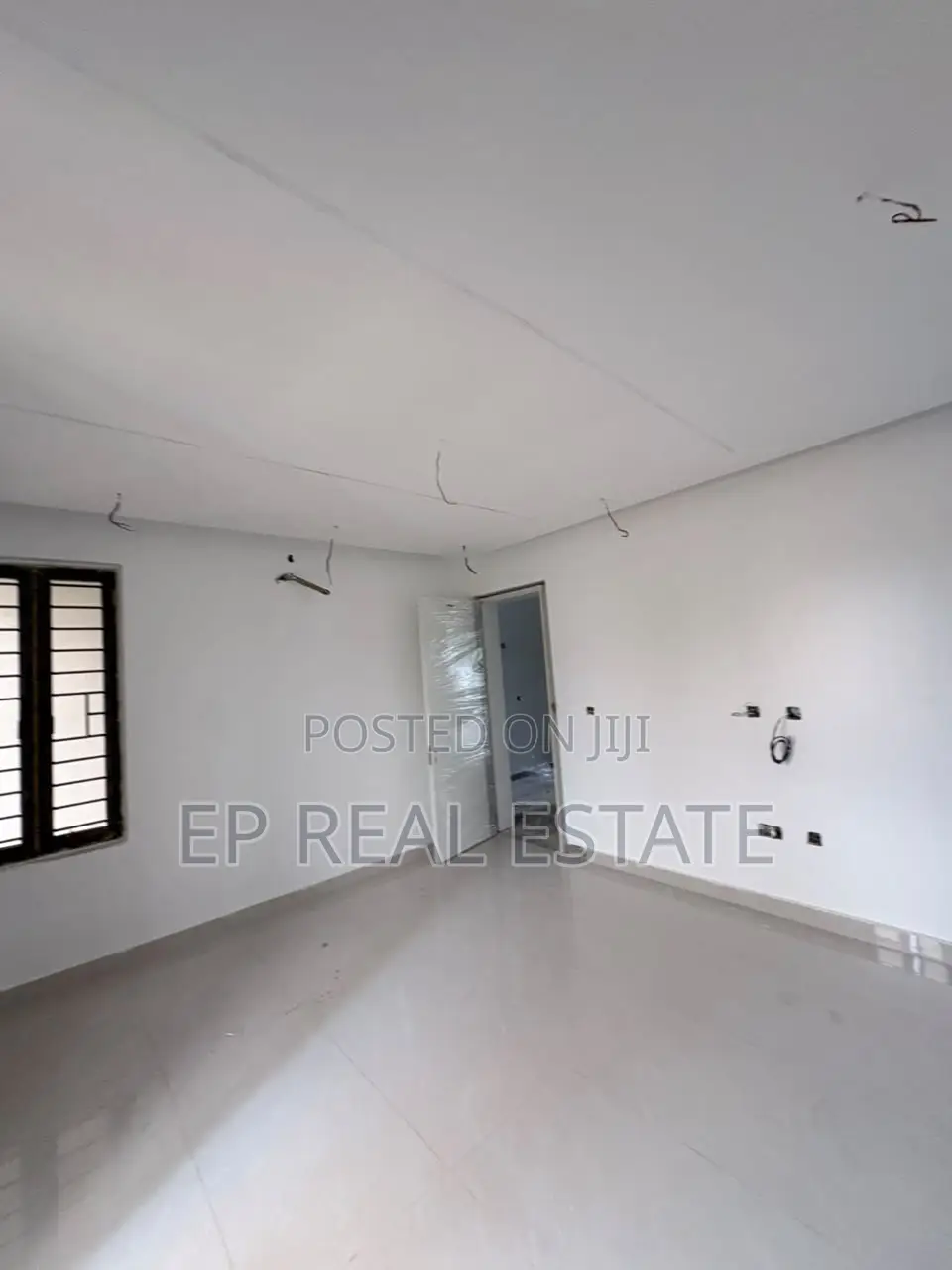 5bdrm Duplex in Wuse 2 for sale