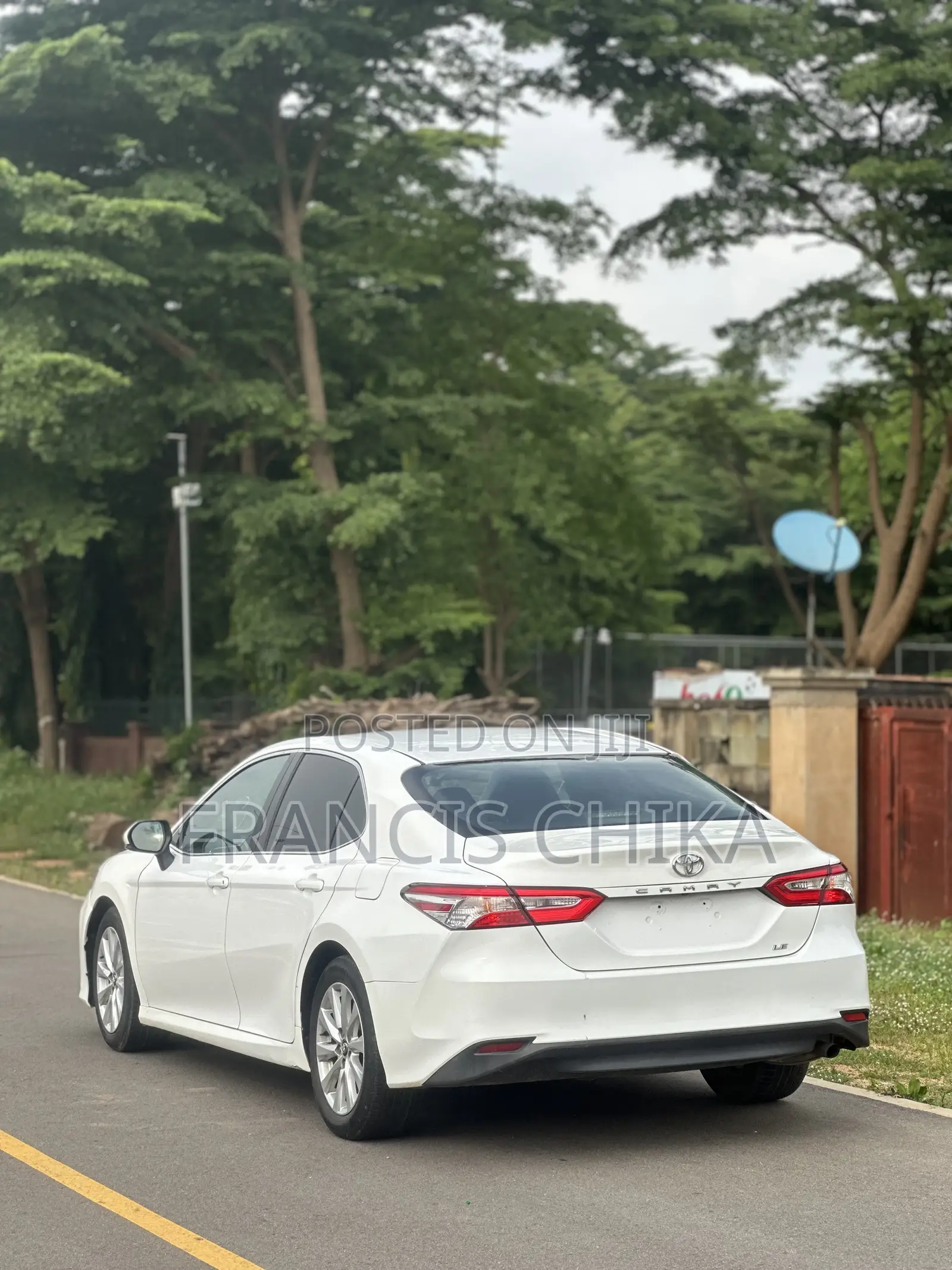 Toyota Camry 2019 White