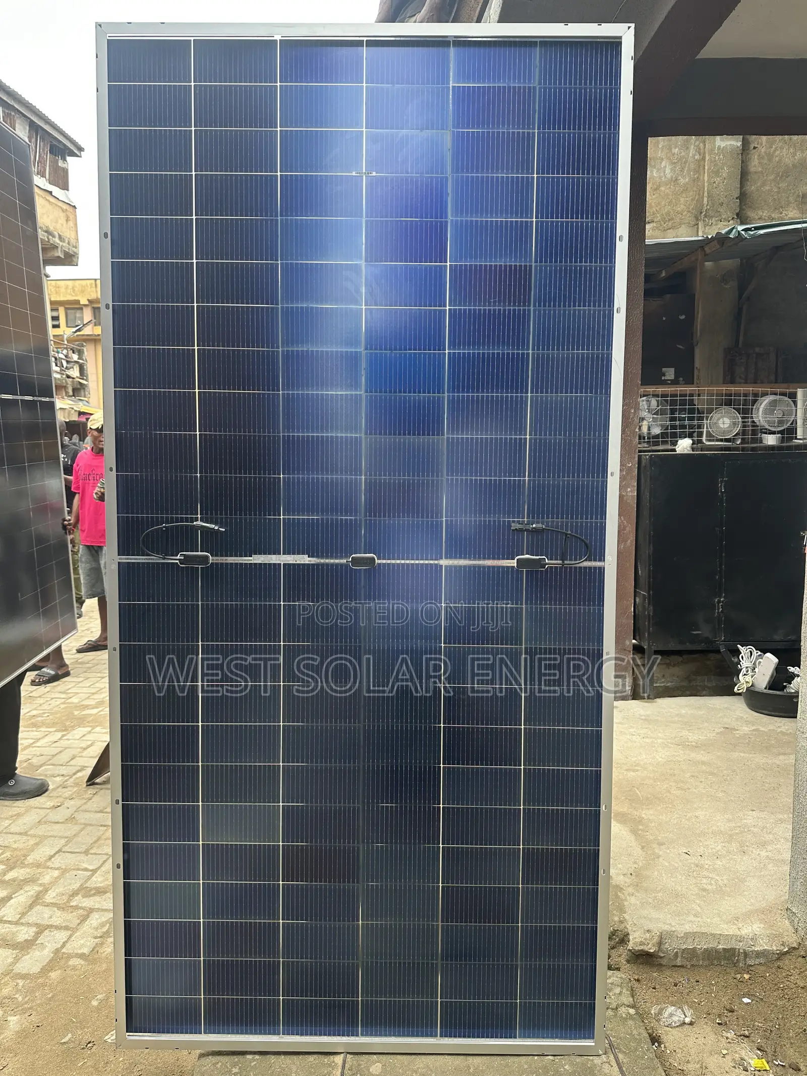 650W 144Cells Solar Module Half Cut Bifacial Panel