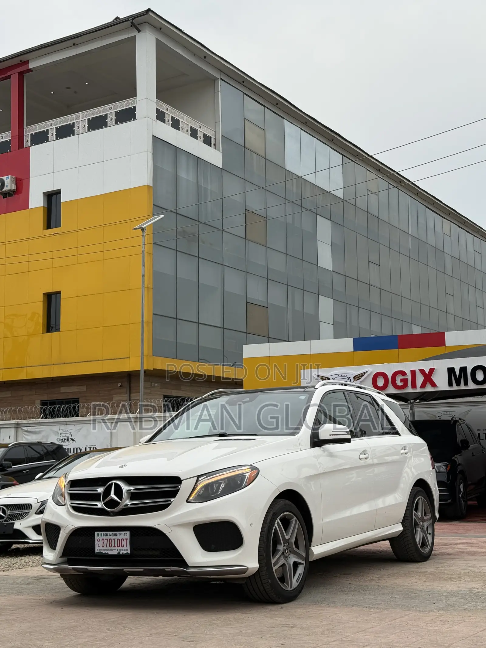 Mercedes-Benz GLE-Class GLE 400 4MATIC 2018 White