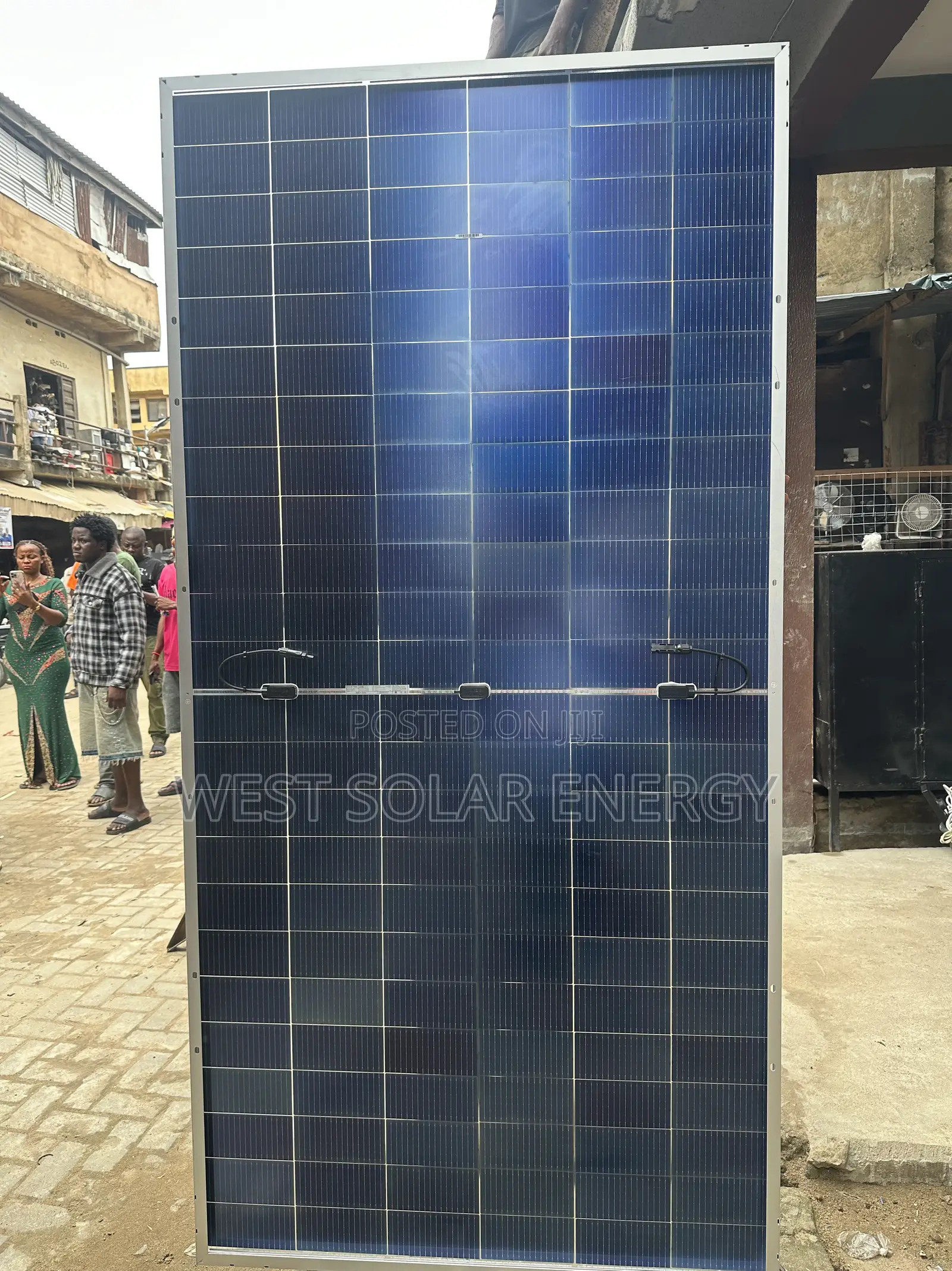 650W 144Cells Solar Module Half Cut Bifacial Panel