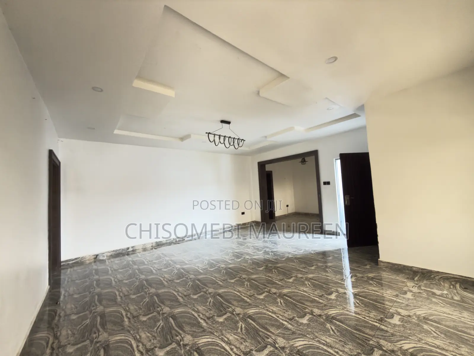 3bdrm Block of Flats in Wuye for rent