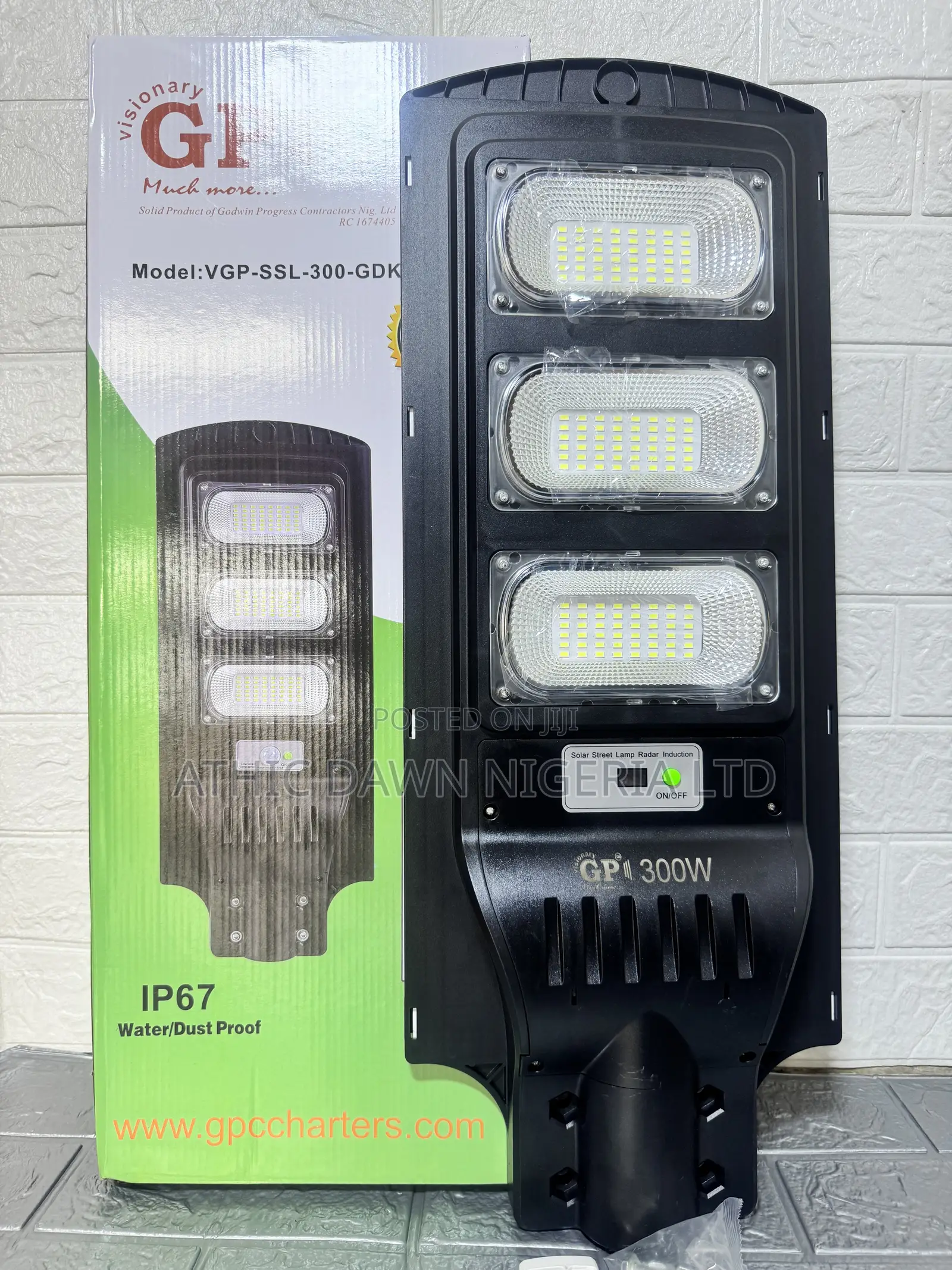 300 Watts Solar Street Light