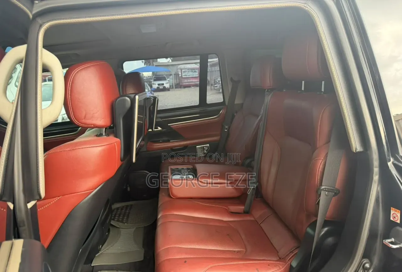 Lexus LX 570 AWD 2019 Black