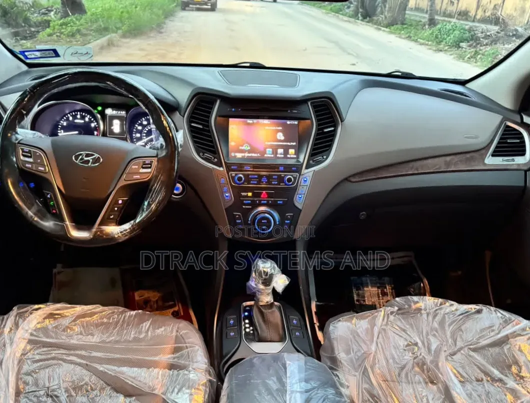 Hyundai Santa Fe Limited Ultimate AWD 2018 Silver