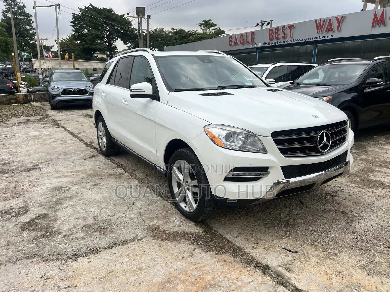 Mercedes-Benz M Class ML350 4MATIC 4dr SUV AWD (3.5L 6cyl 7A) 2015