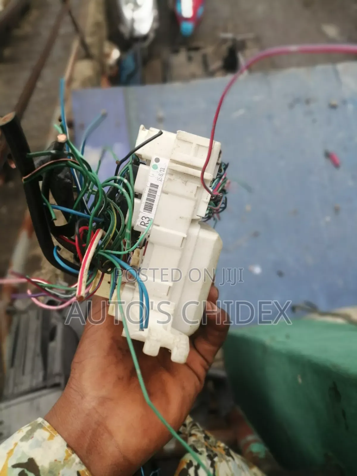 Complete Dashboard Fuse Box Hilux 2.7