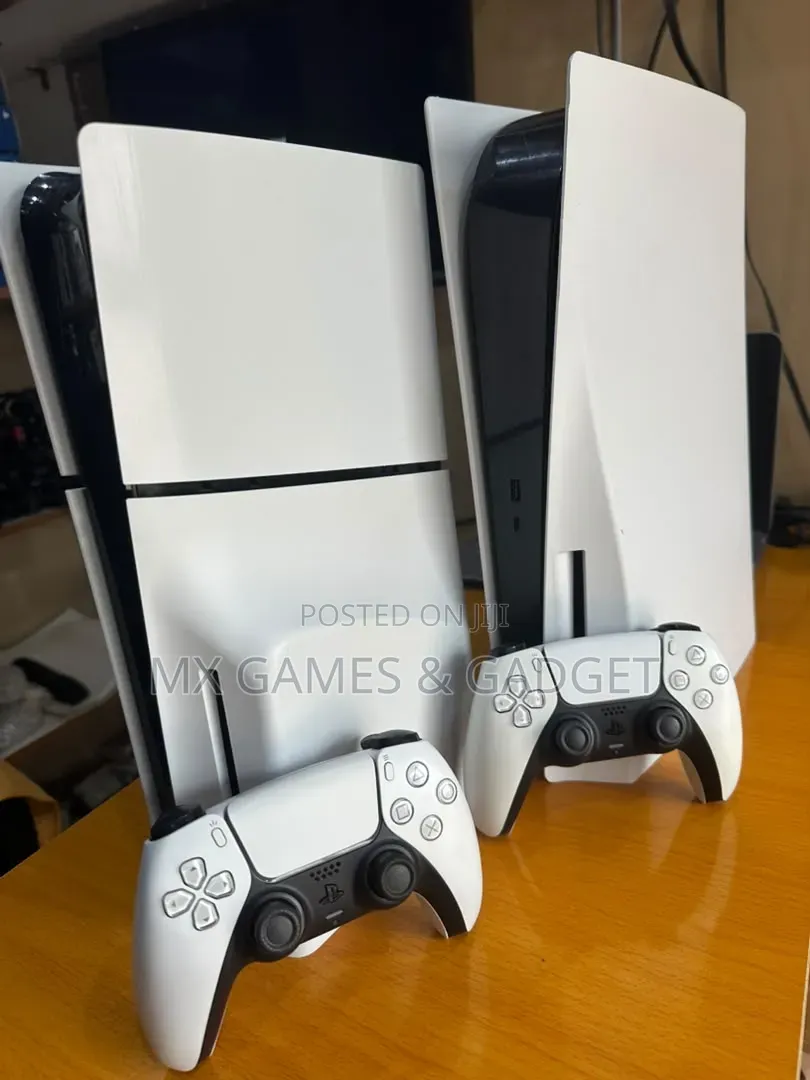 Playstation 5 Slim UK  Used Clean With One Controller