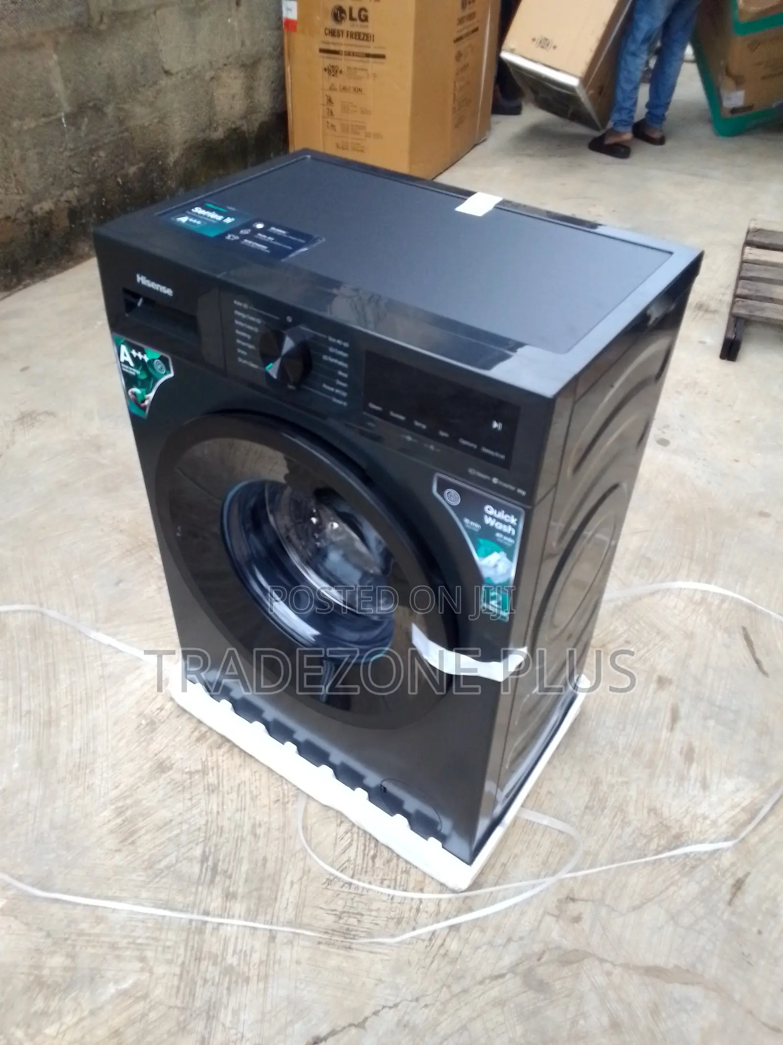 Hisense Inverter 6KG Front Load Washing Machine WF1I6022BK