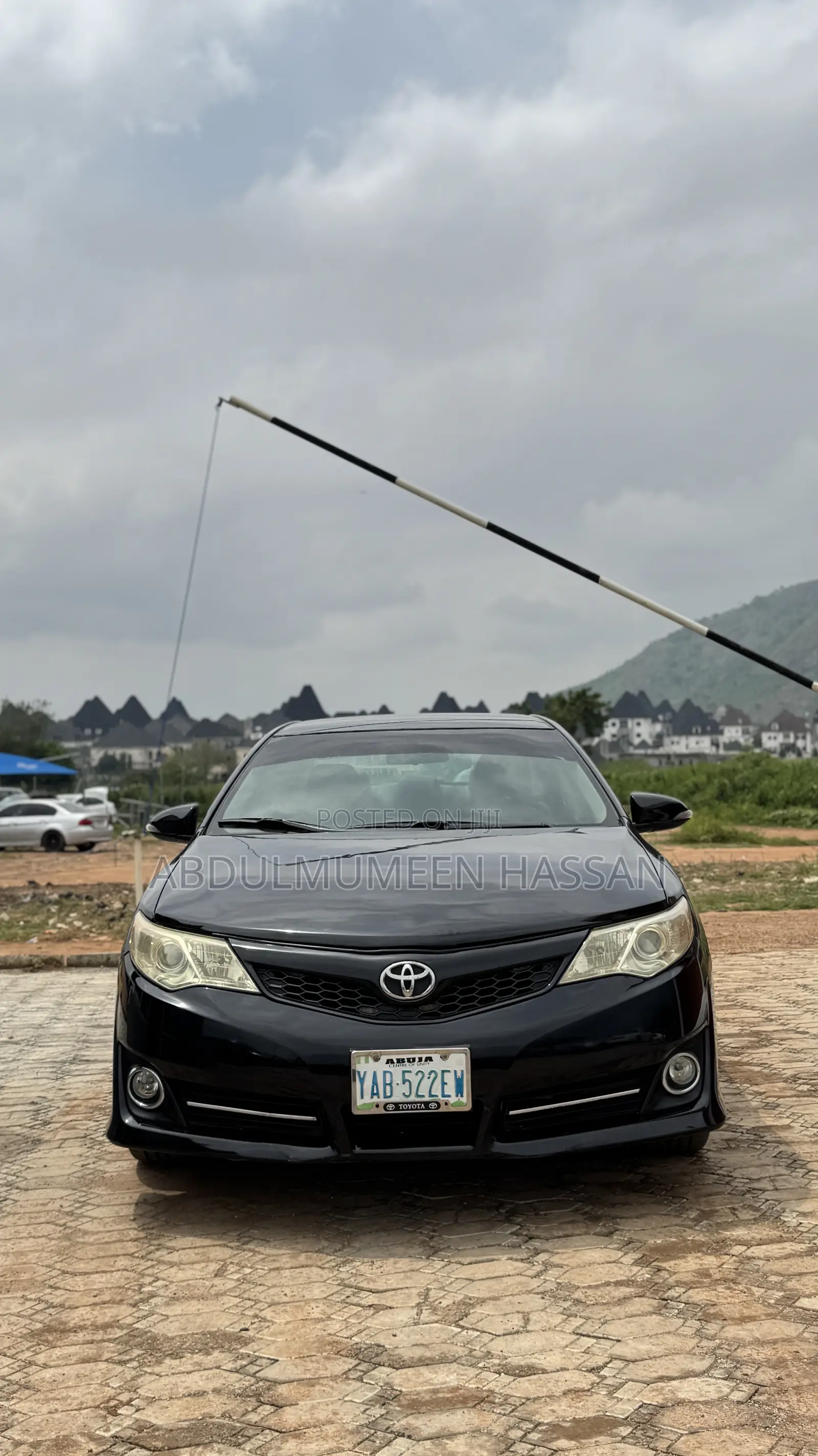 Toyota Camry SE Sport 4dr Sedan w/Prod. End 11/13 (2.5L 4cyl 6A) 2014