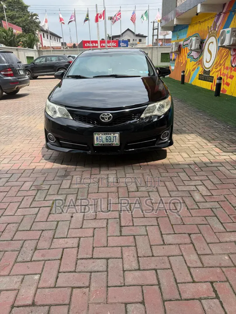 Toyota Camry 2013 Black