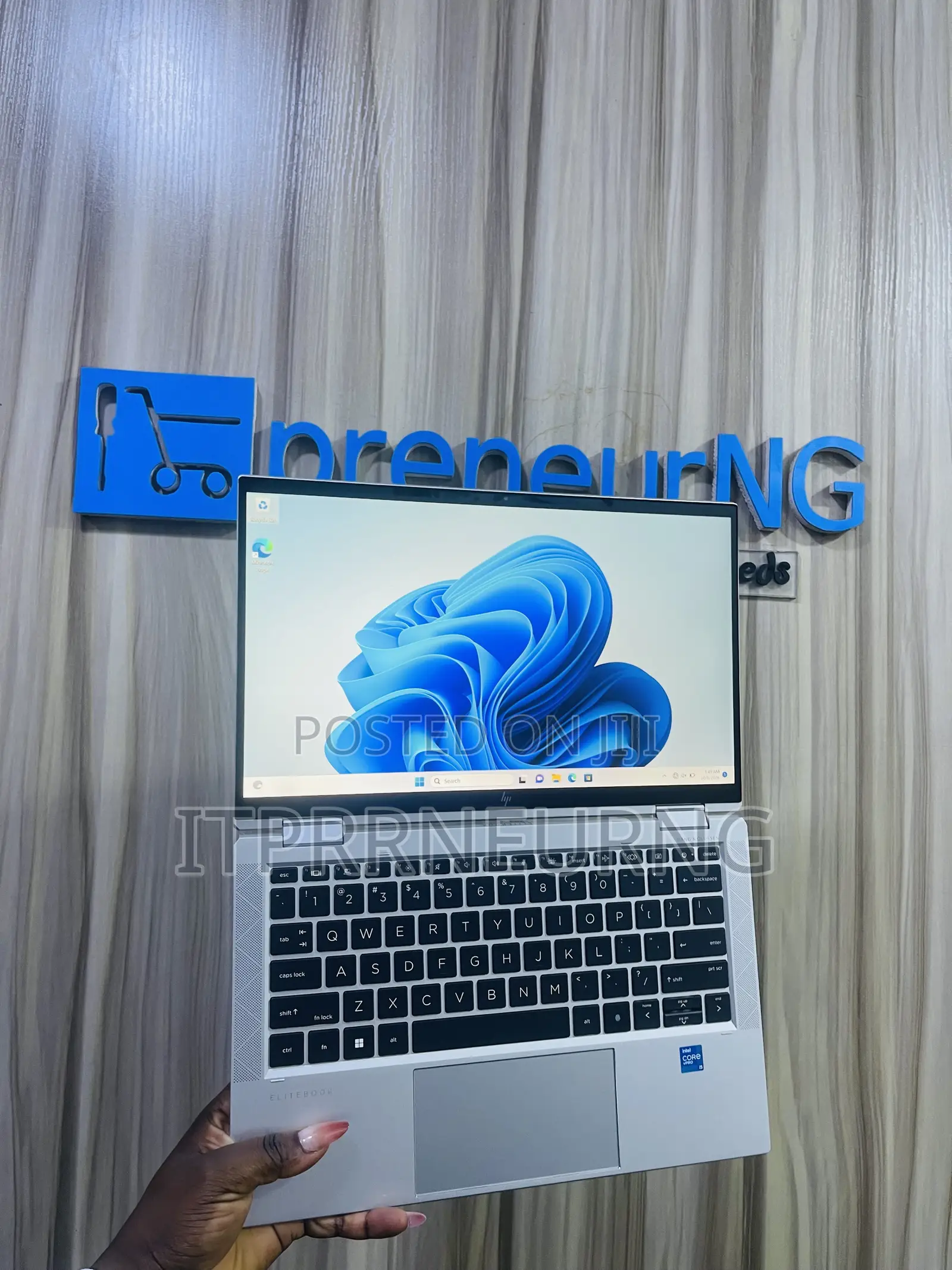 Laptop HP EliteBook x360 1030 G8 16GB Intel Core i5 SSD 256GB