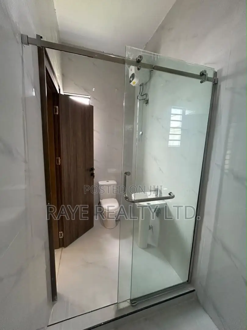 4bdrm Duplex in Ajah for sale