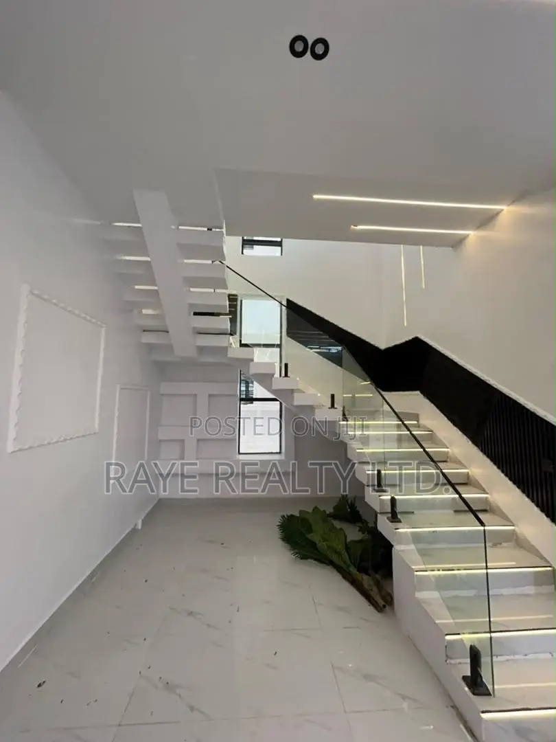 4bdrm Duplex in Ajah for sale