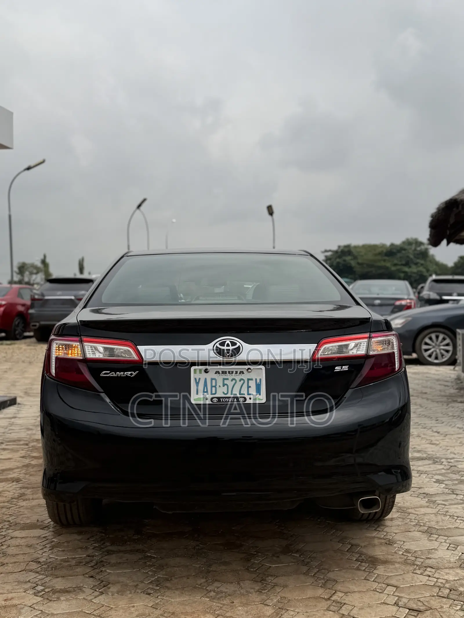 Toyota Camry SE 4dr Sedan (2.5L 4cyl 6A) 2013 Black