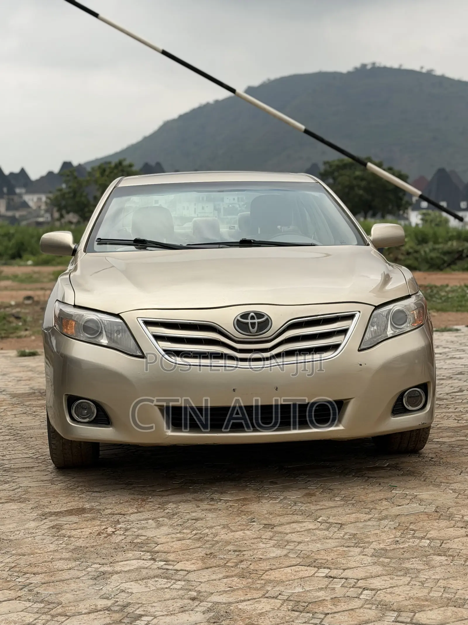 Toyota Camry LE 4dr Sedan (2.4L 4cyl 5A) 2007 Gold