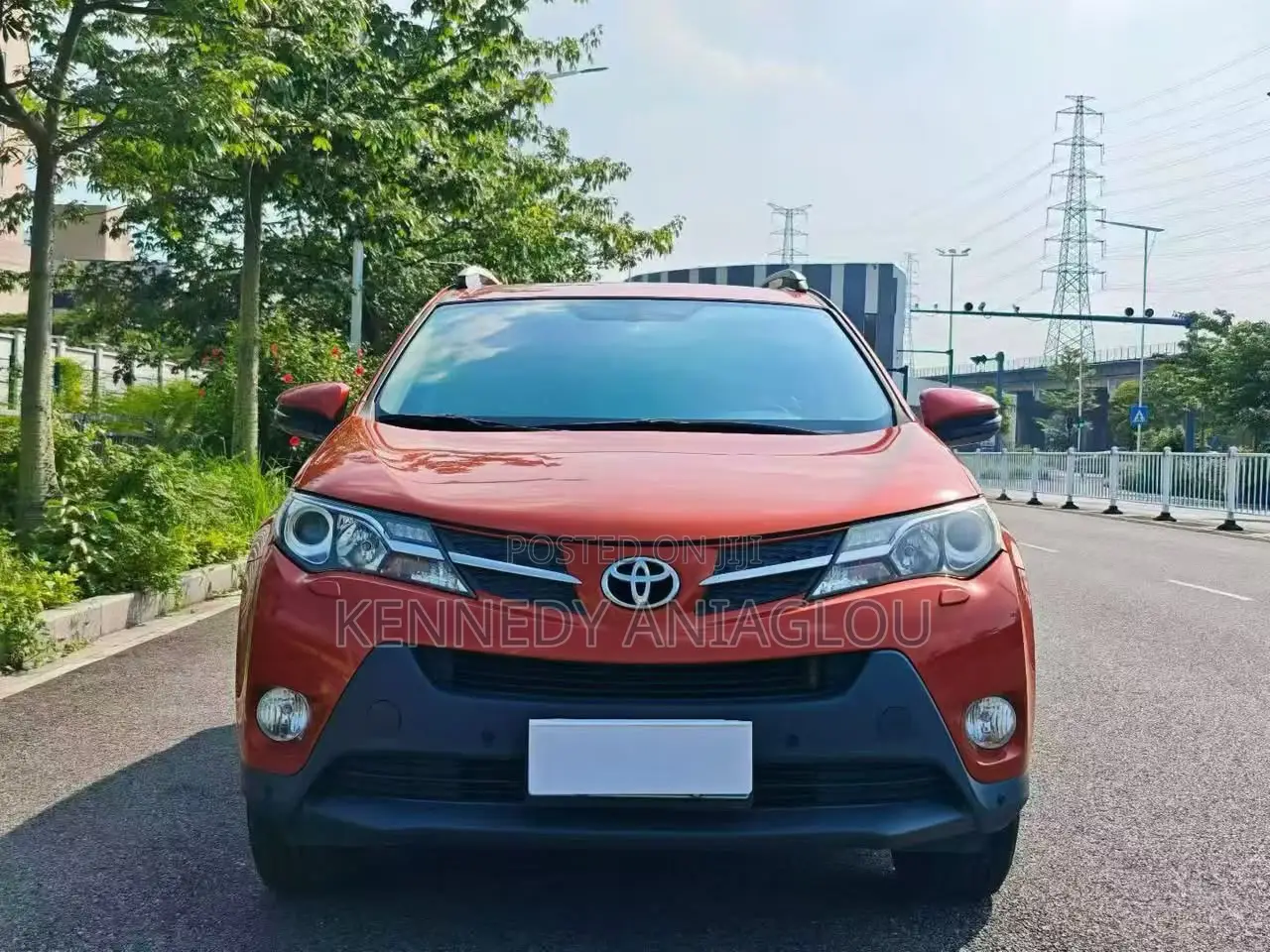 Toyota RAV4 XLE AWD (2.5L 4cyl 6A) 2013 Orange