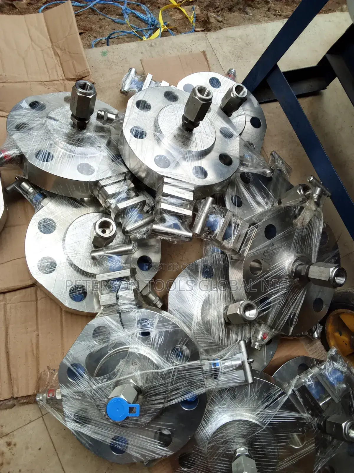 Monoflange Valve/ Double Block and Bleed Valve