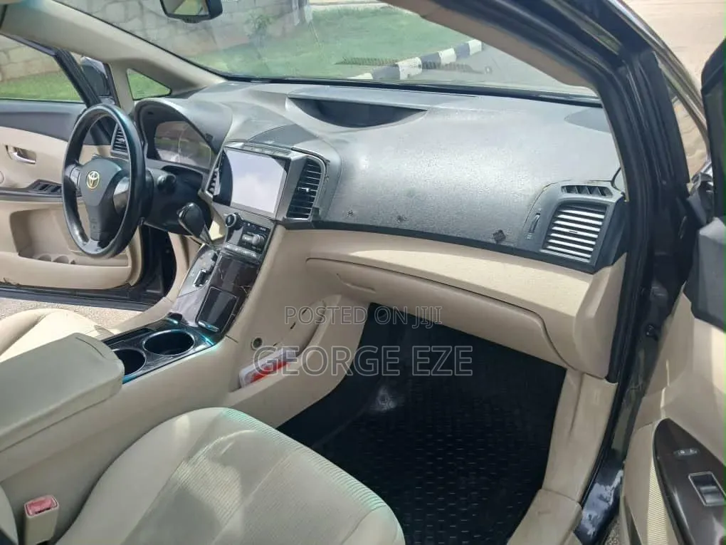 Toyota Venza 2010 Black
