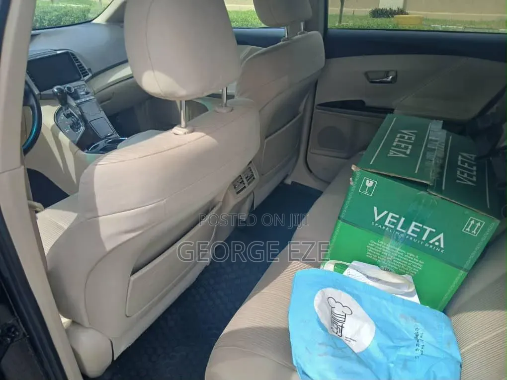Toyota Venza 2010 Black