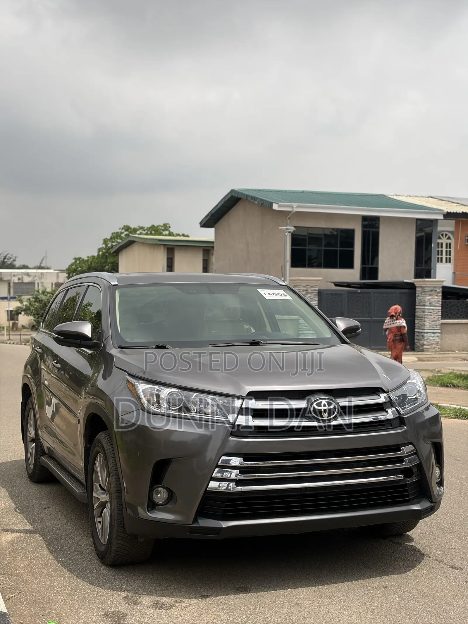 Toyota Highlander XLE 4dr SUV (3.5L 6cyl 6A) 2015 Gray