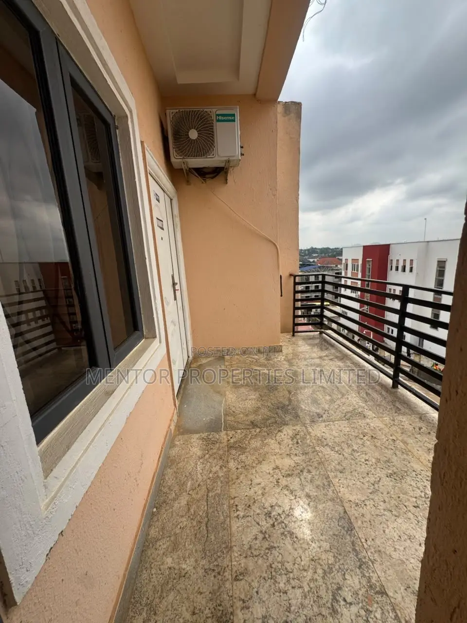 3bdrm Block of Flats in Nape, Life Camp for sale