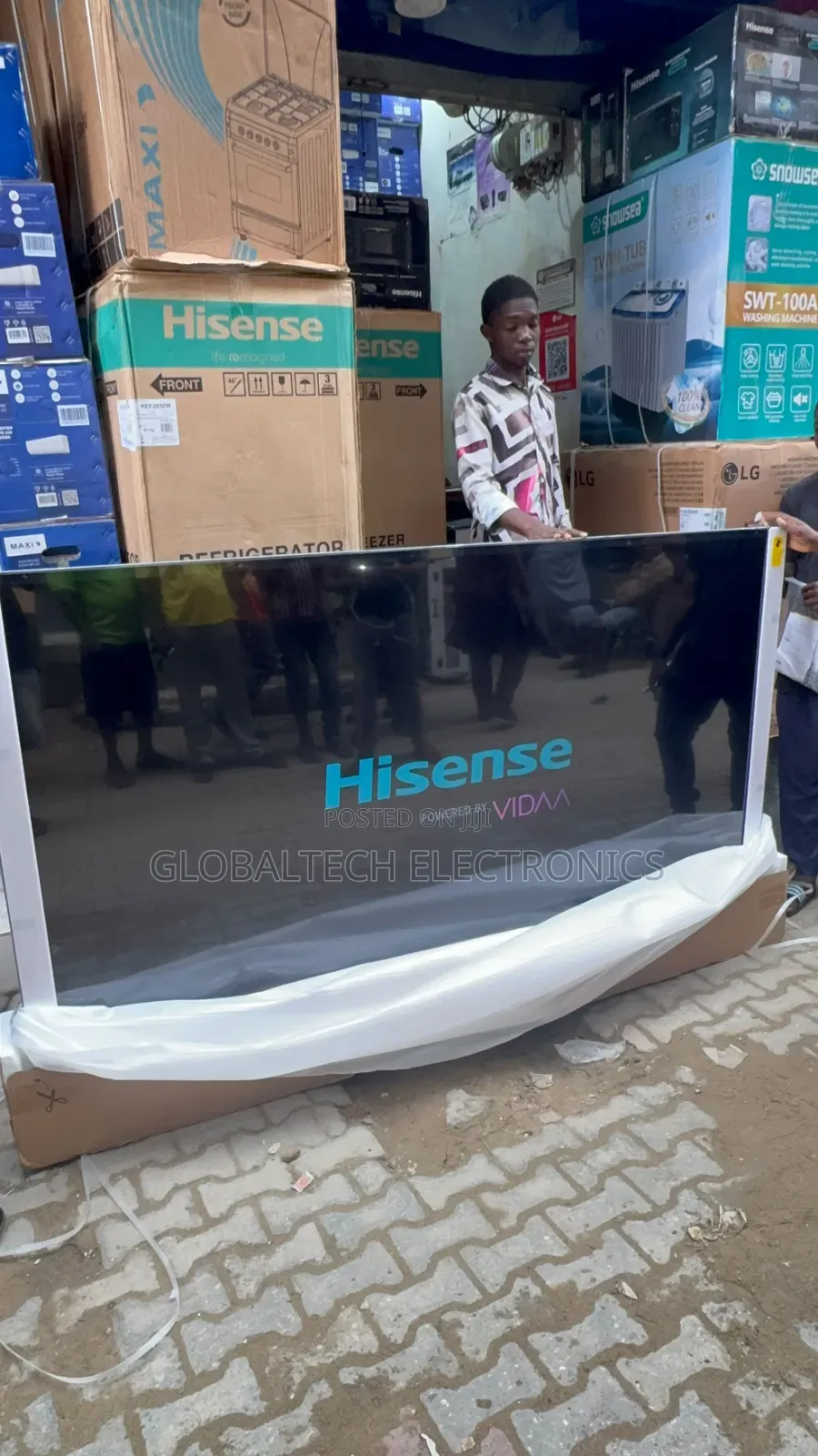 Hisense 100′′ Q6q 4k Qled Smart 4k TV – 100q6q