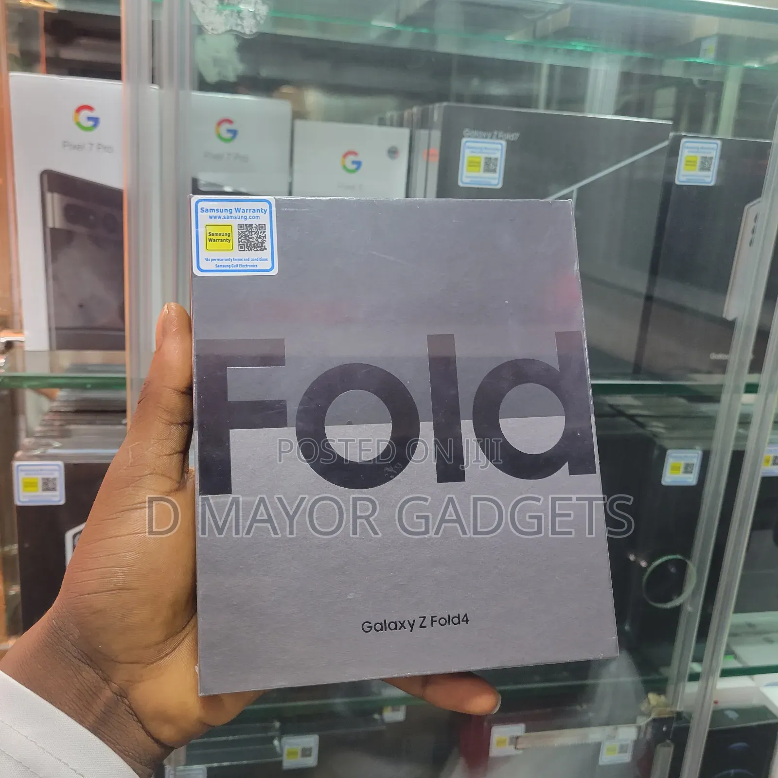 New Samsung Galaxy Z Fold4 256 GB Black