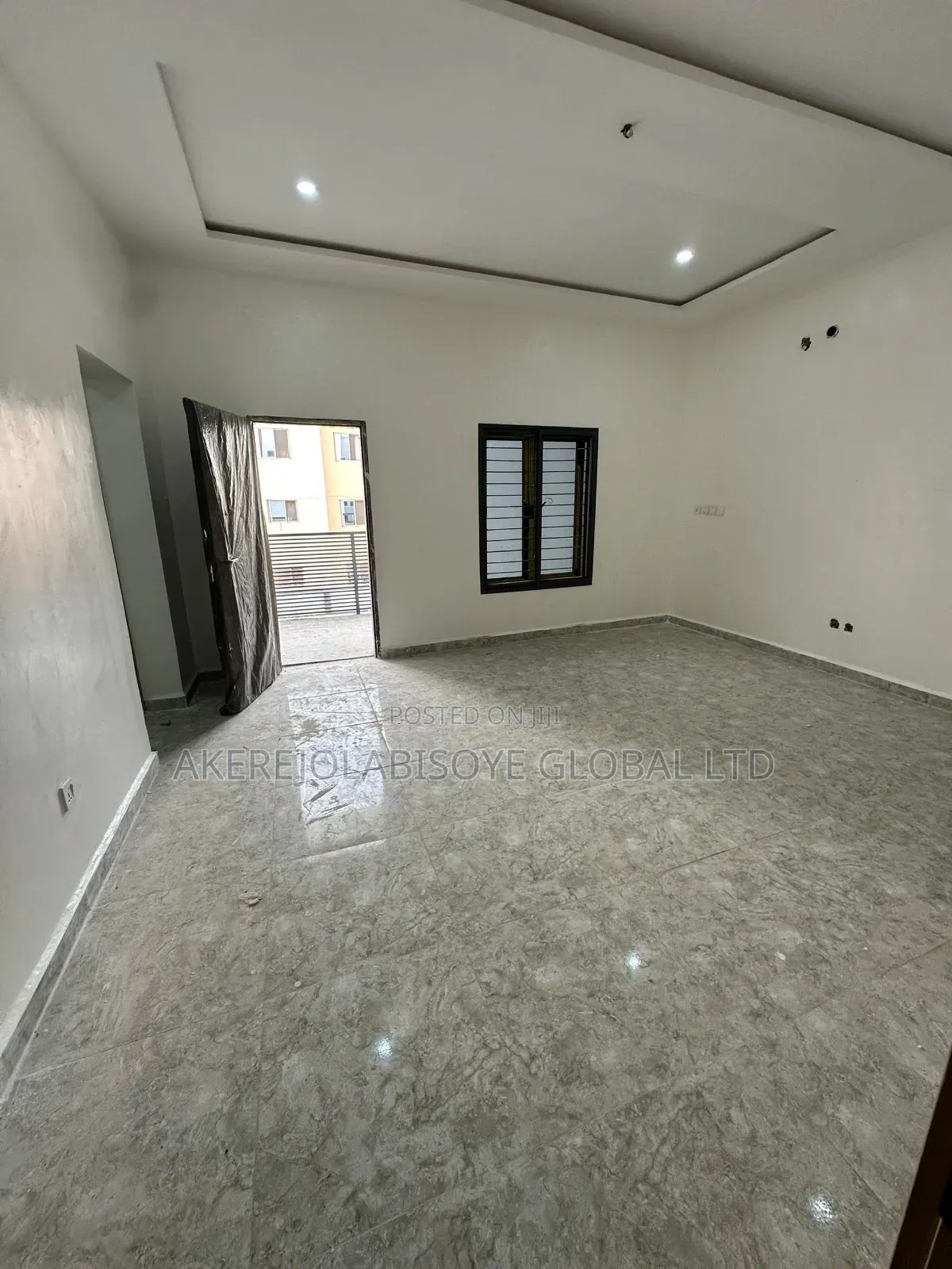 4bdrm Duplex in Lifecamp Abuja for rent