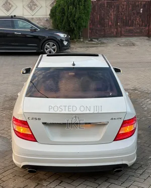 Mercedes-Benz C250 2011 White