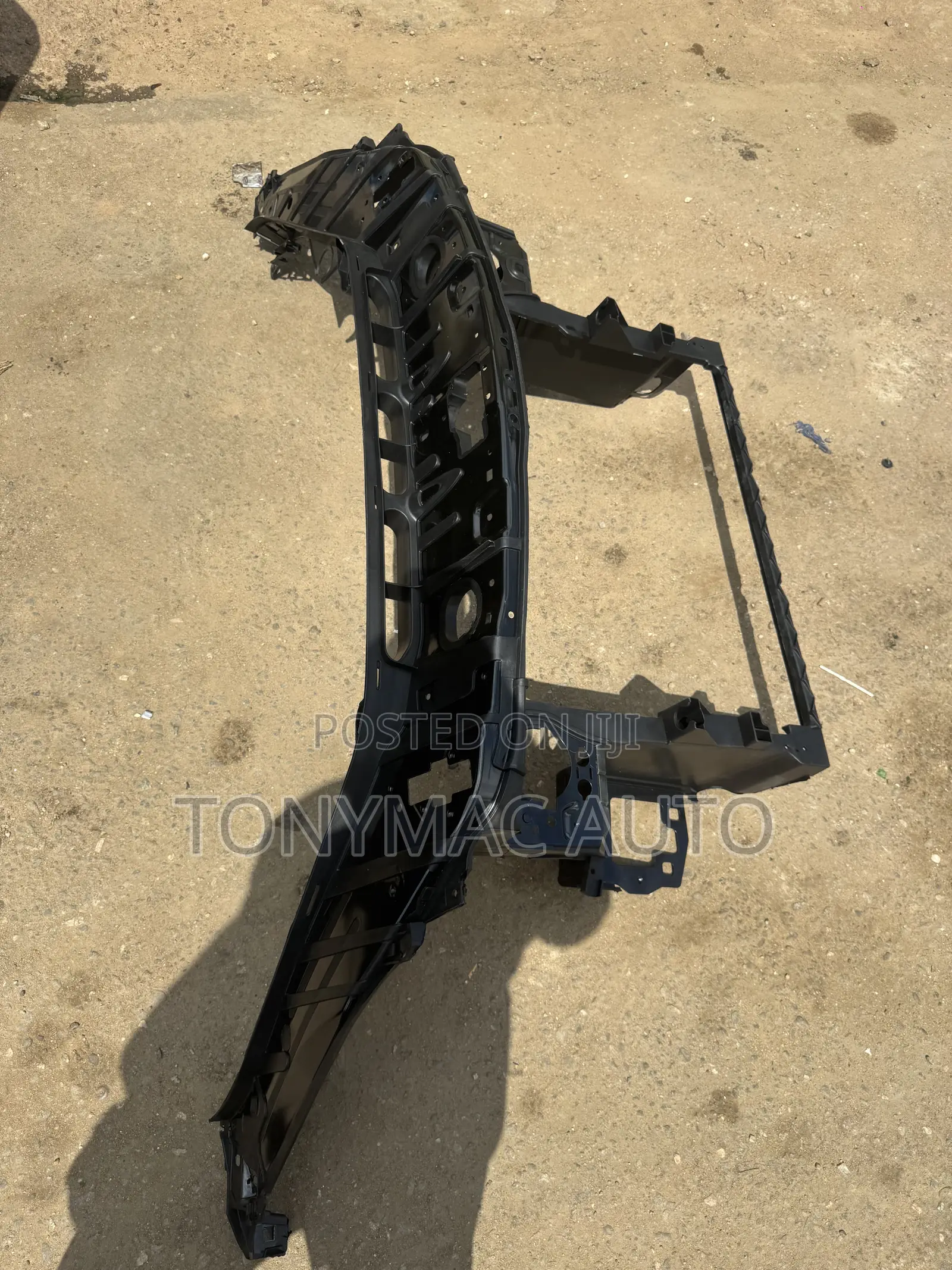 Mercedes Benz ML350/GLE Front Cut