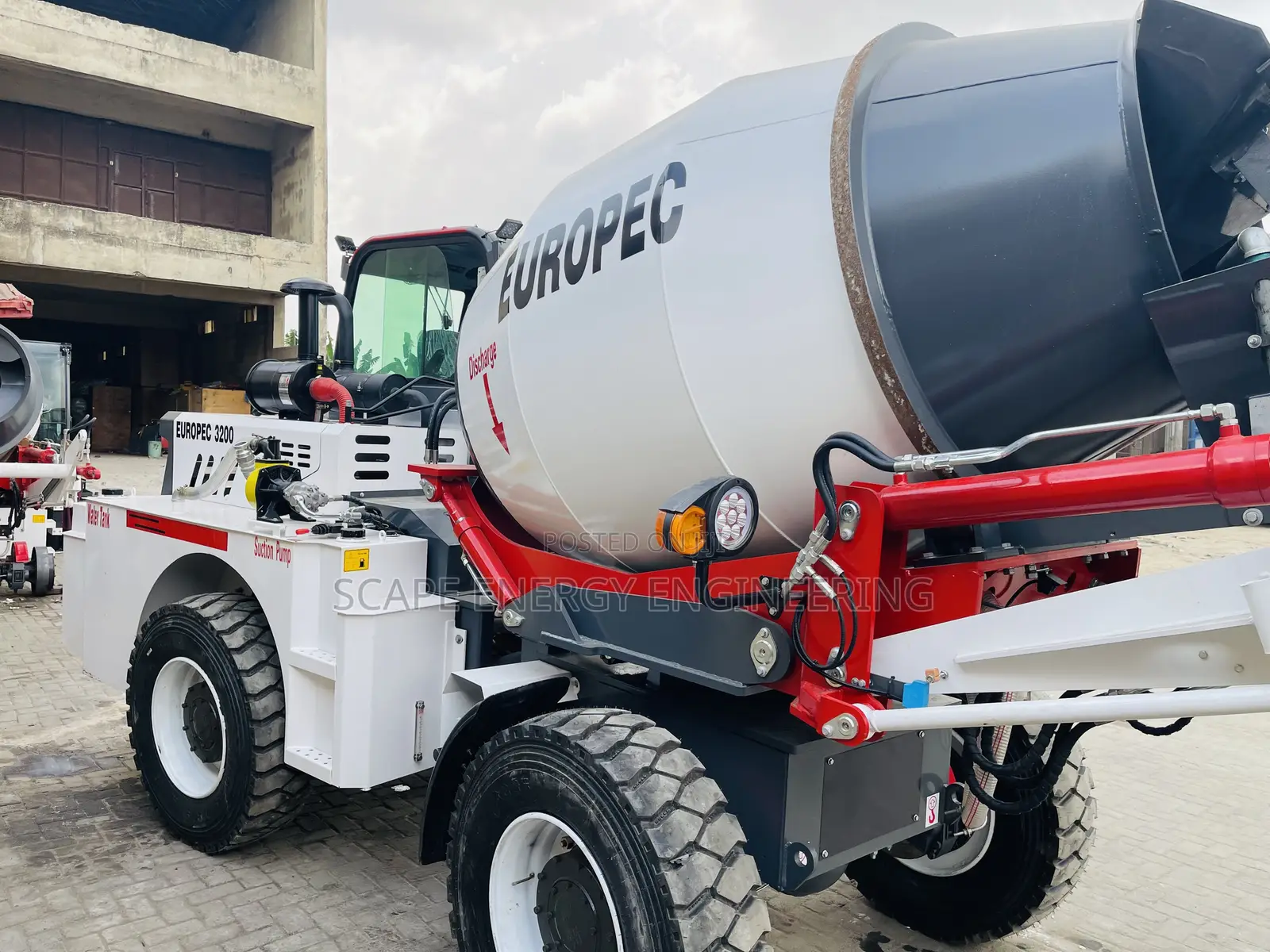Self Loading Concrete Mixer 3.5 Cubic Truck