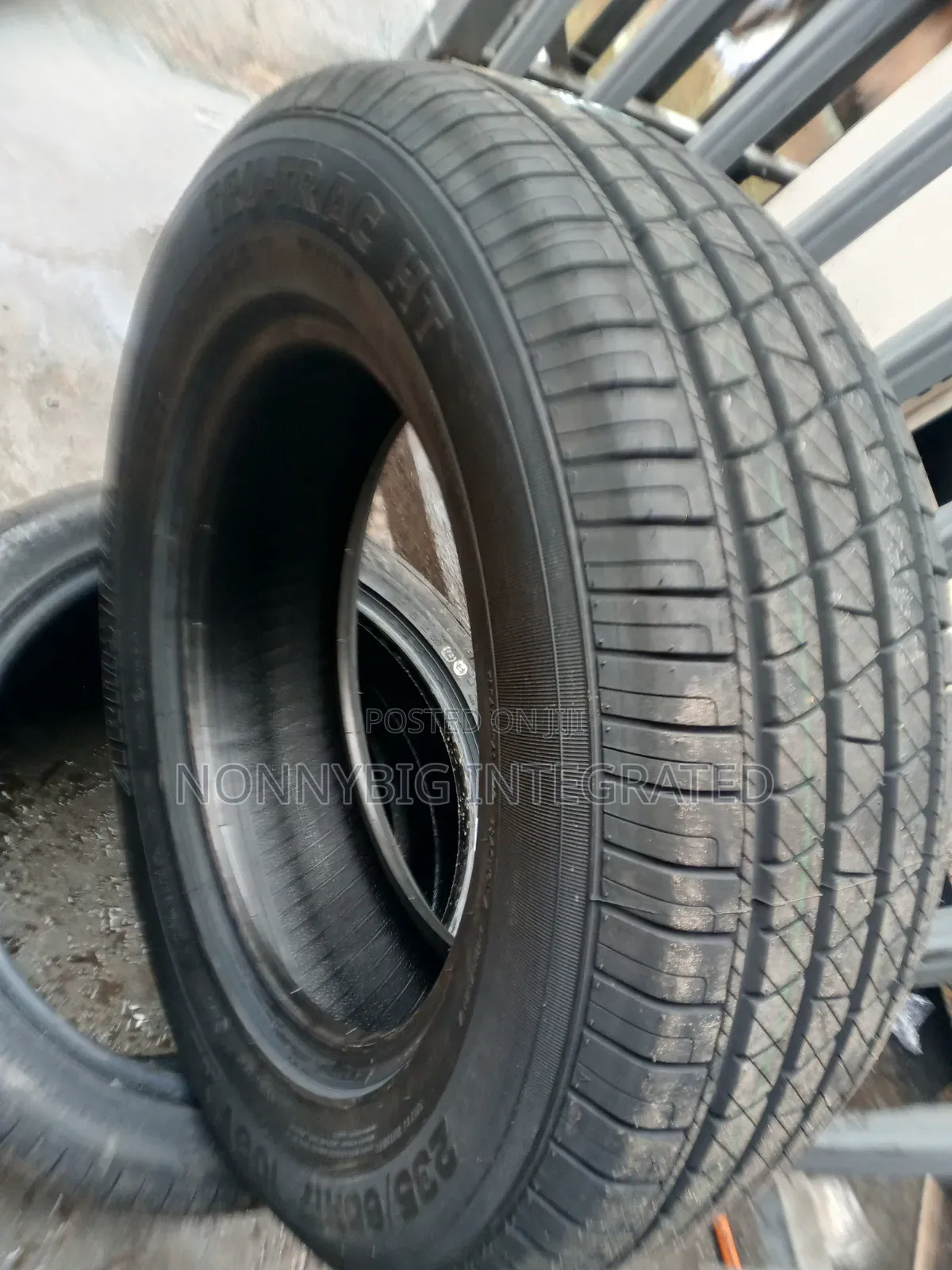 235/65r17 Sienna,RAV4, Etc