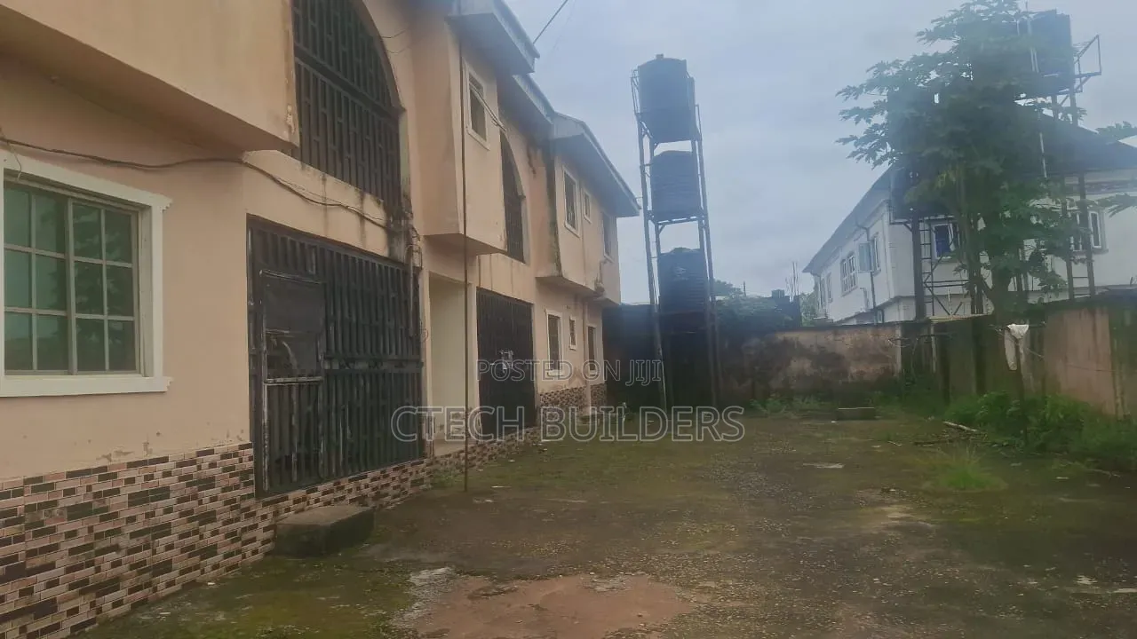 3bdrm Block of Flats in Benin City for sale