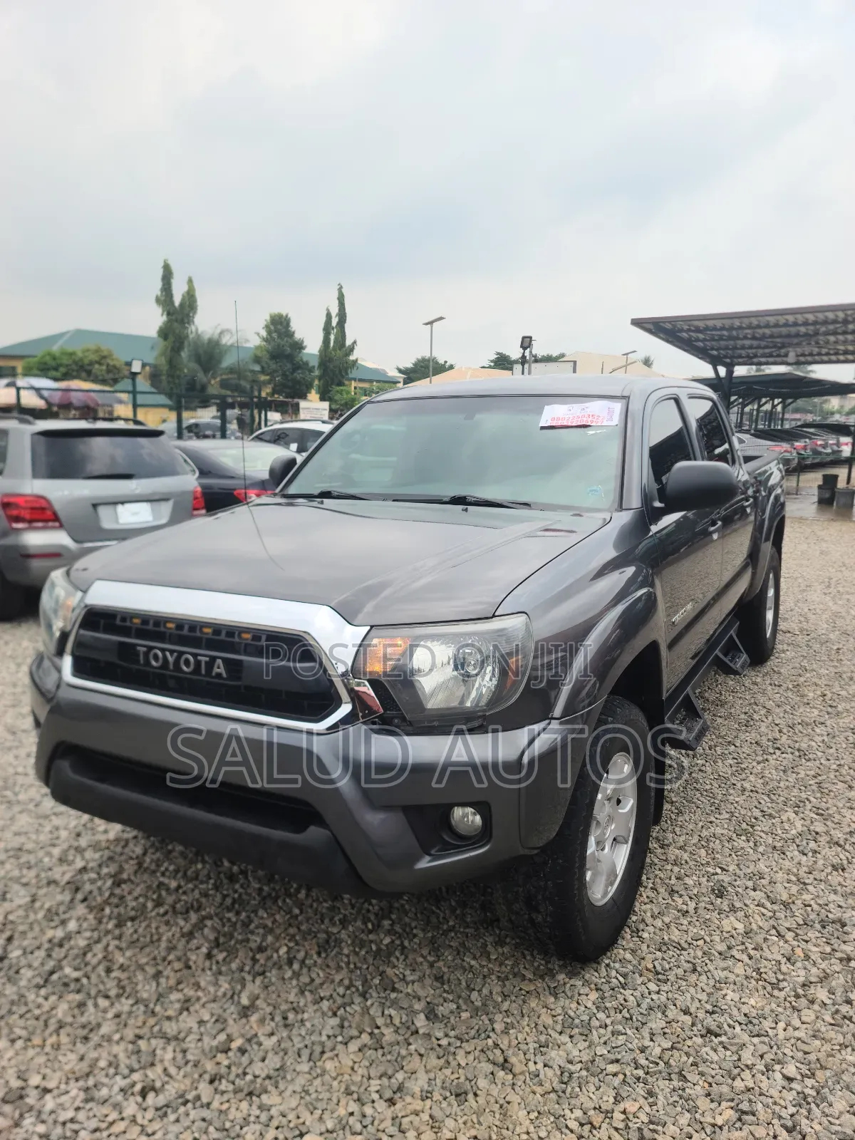 Toyota Tacoma Double Cab 4x4 4.0L V6 5-Speed Automatic 2013 Gray