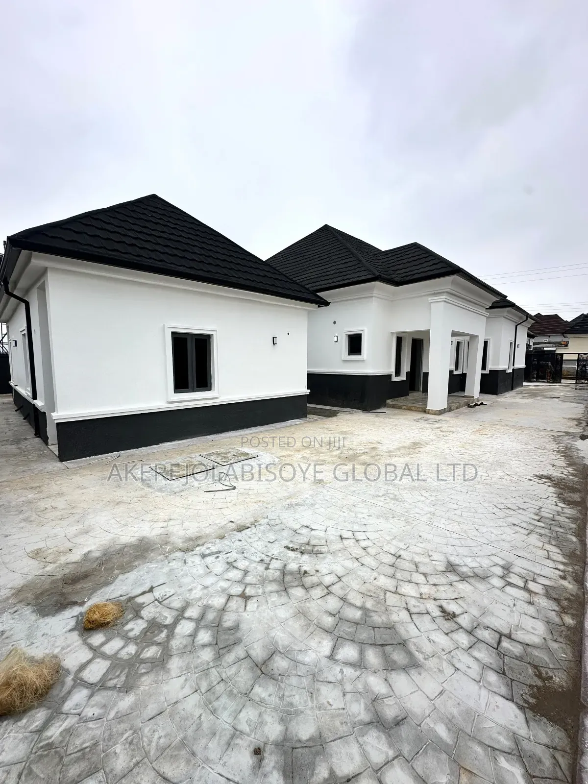 4bdrm Bungalow in Gwarinpa Extension, Dape for sale