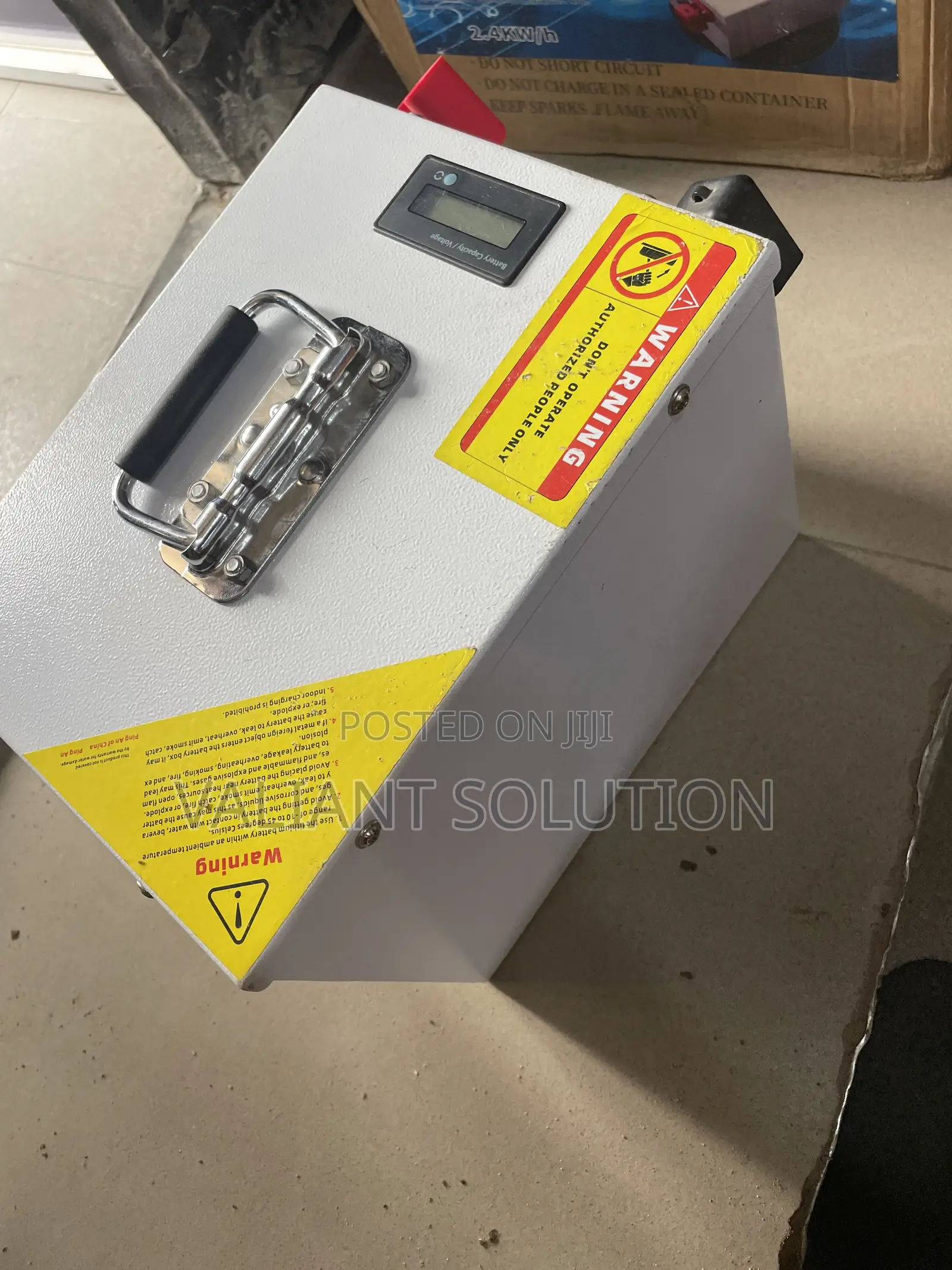 12v 2.4kWh Lithium Battery