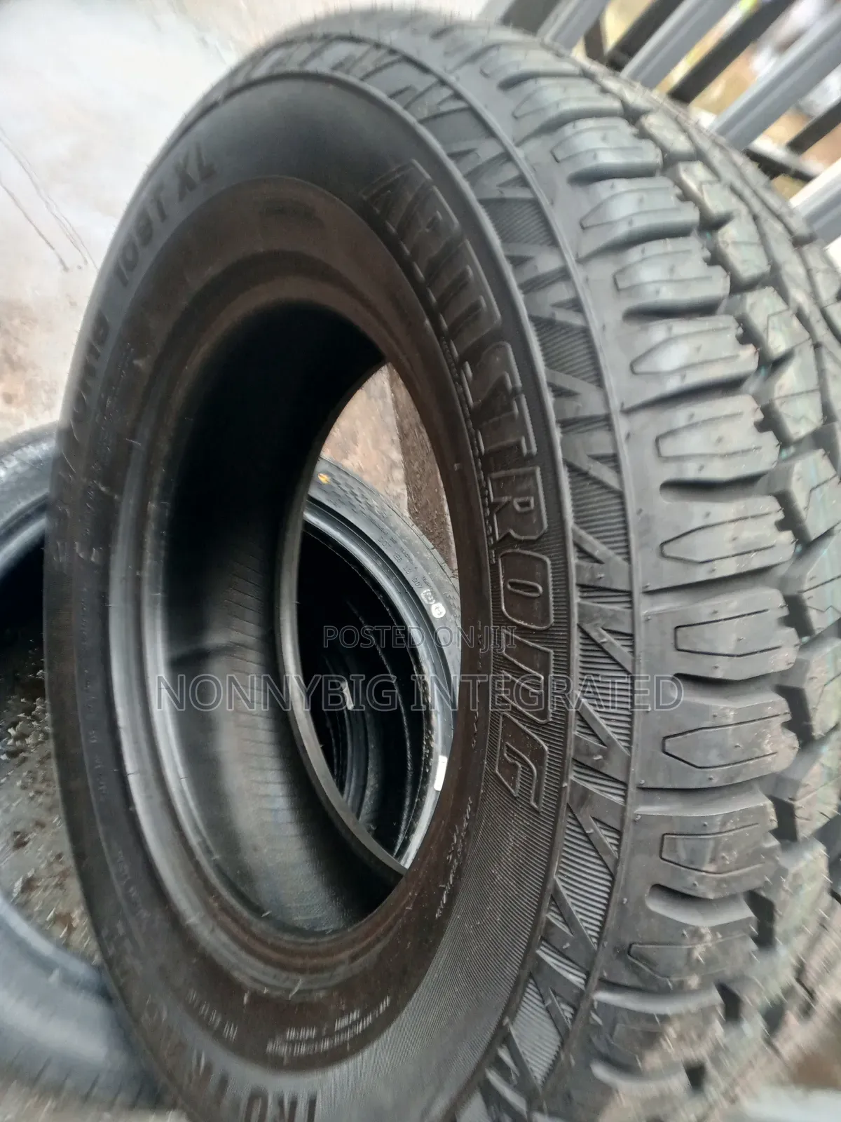 235/70r16 Pilot,RX300