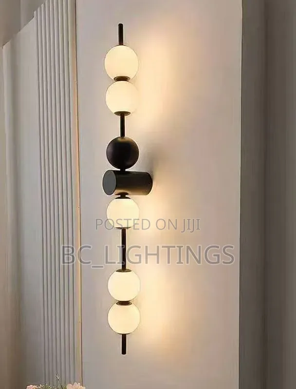 Modern Wall Acrylic Ball Wall Light for Restaurant Bedroom Living Room