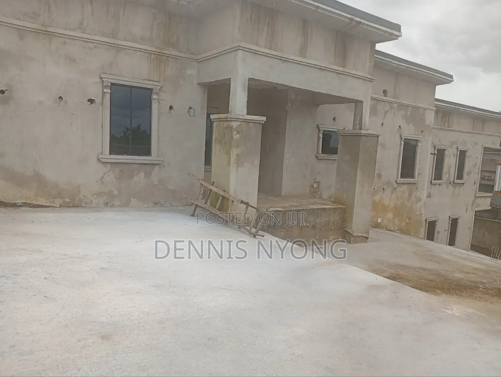 4bdrm Duplex in Parliamentary, Calabar for sale
