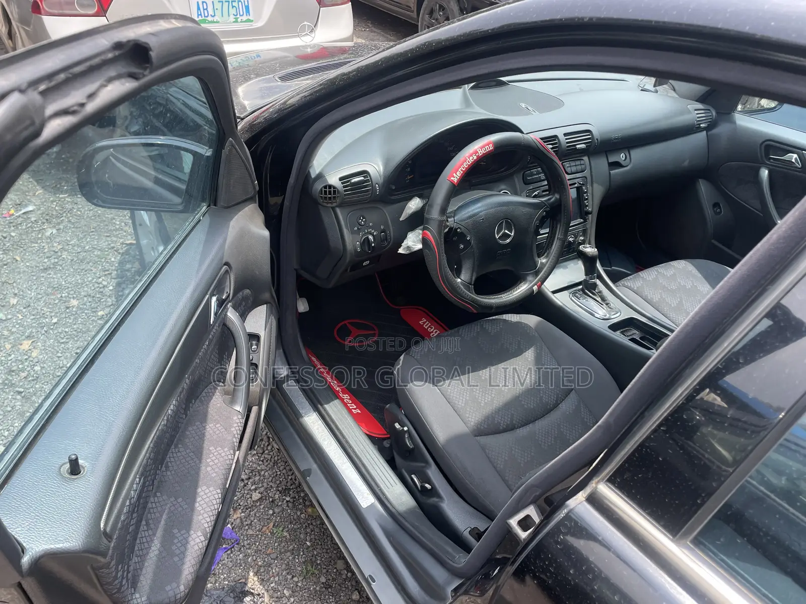 Mercedes-Benz C200 2007 Black