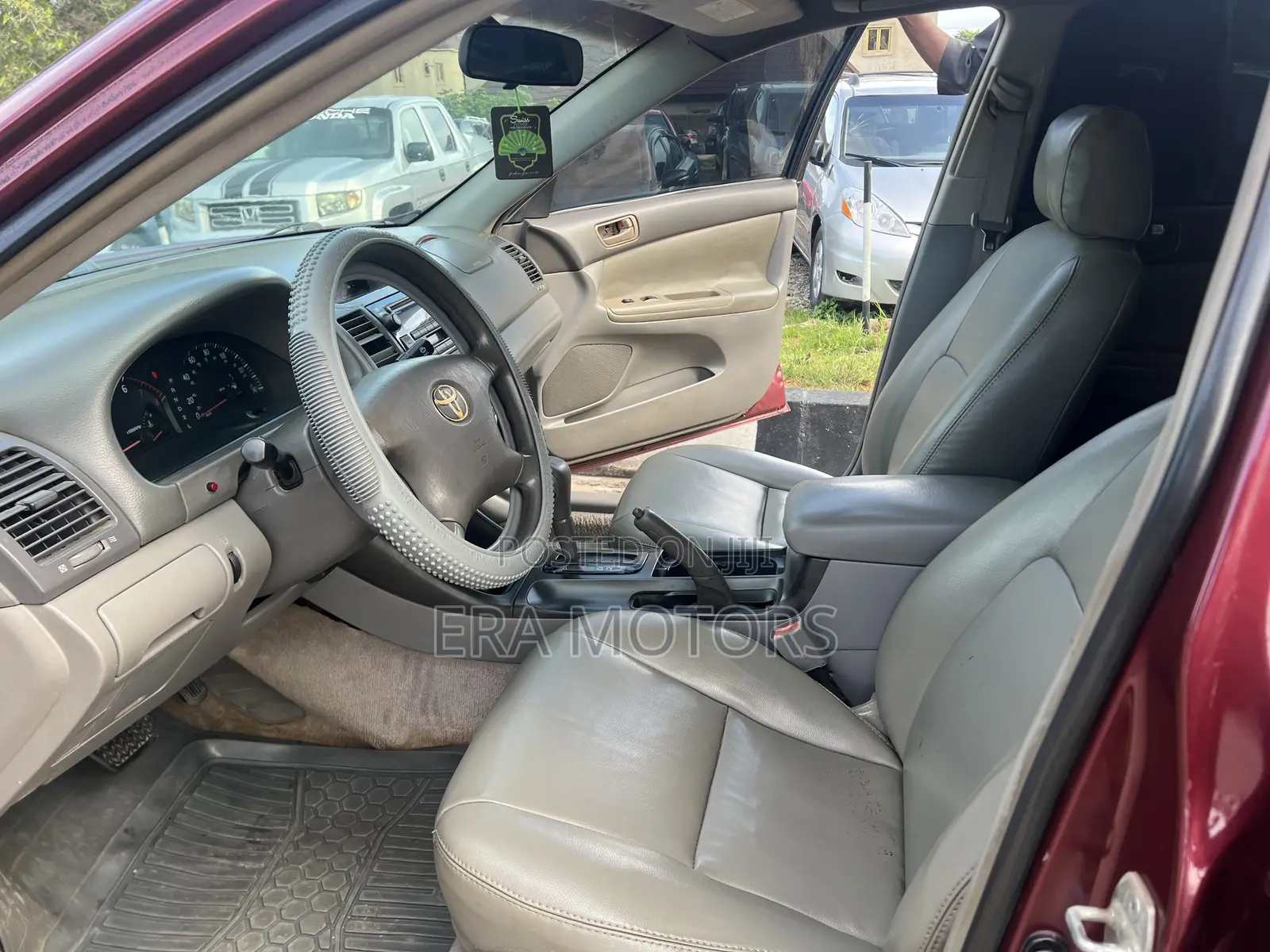 Toyota Camry XLE 4dr Sedan (2.4L 4cyl 4A) 2004 Red