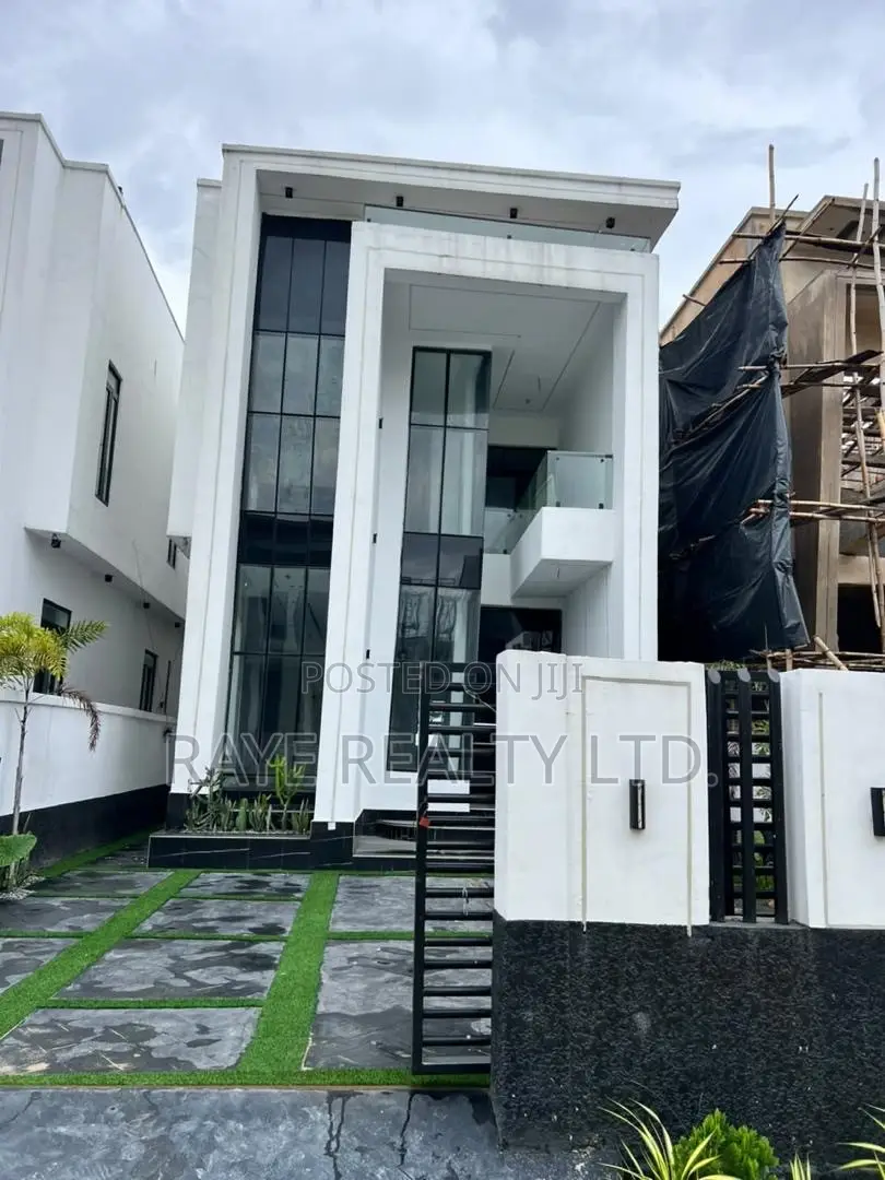 5bdrm Duplex in Ajah for sale