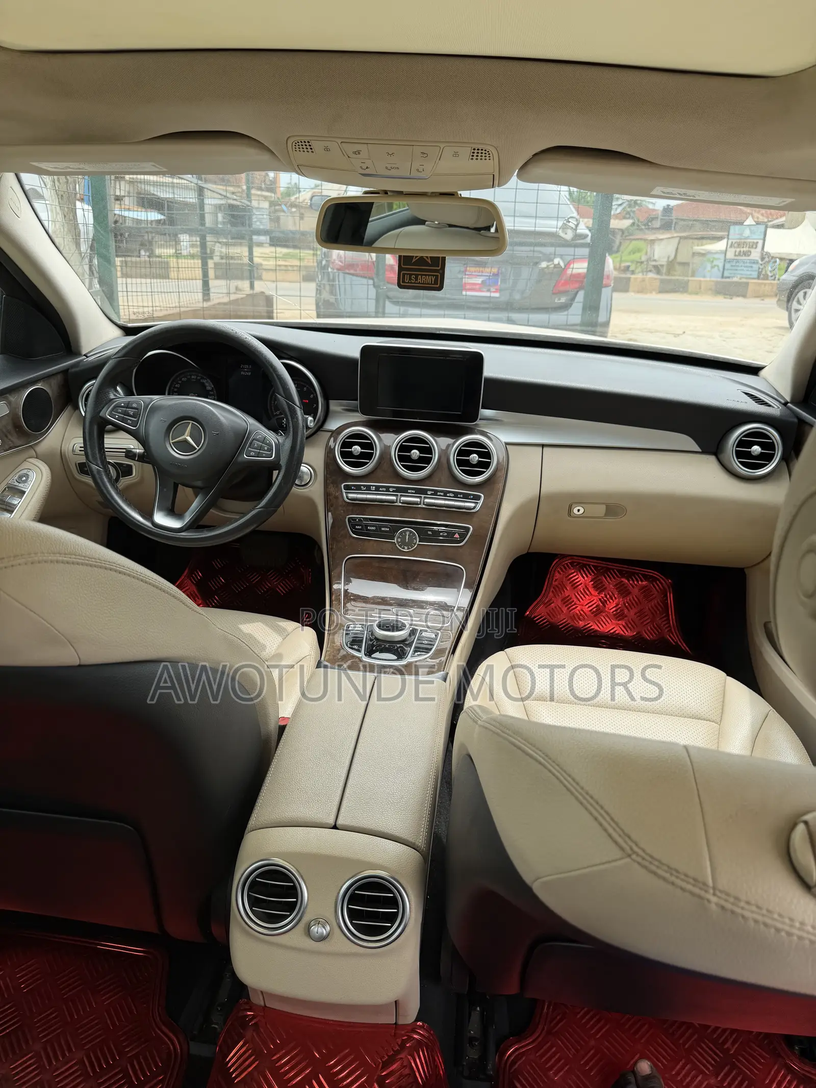 Mercedes-Benz C300 2018 White