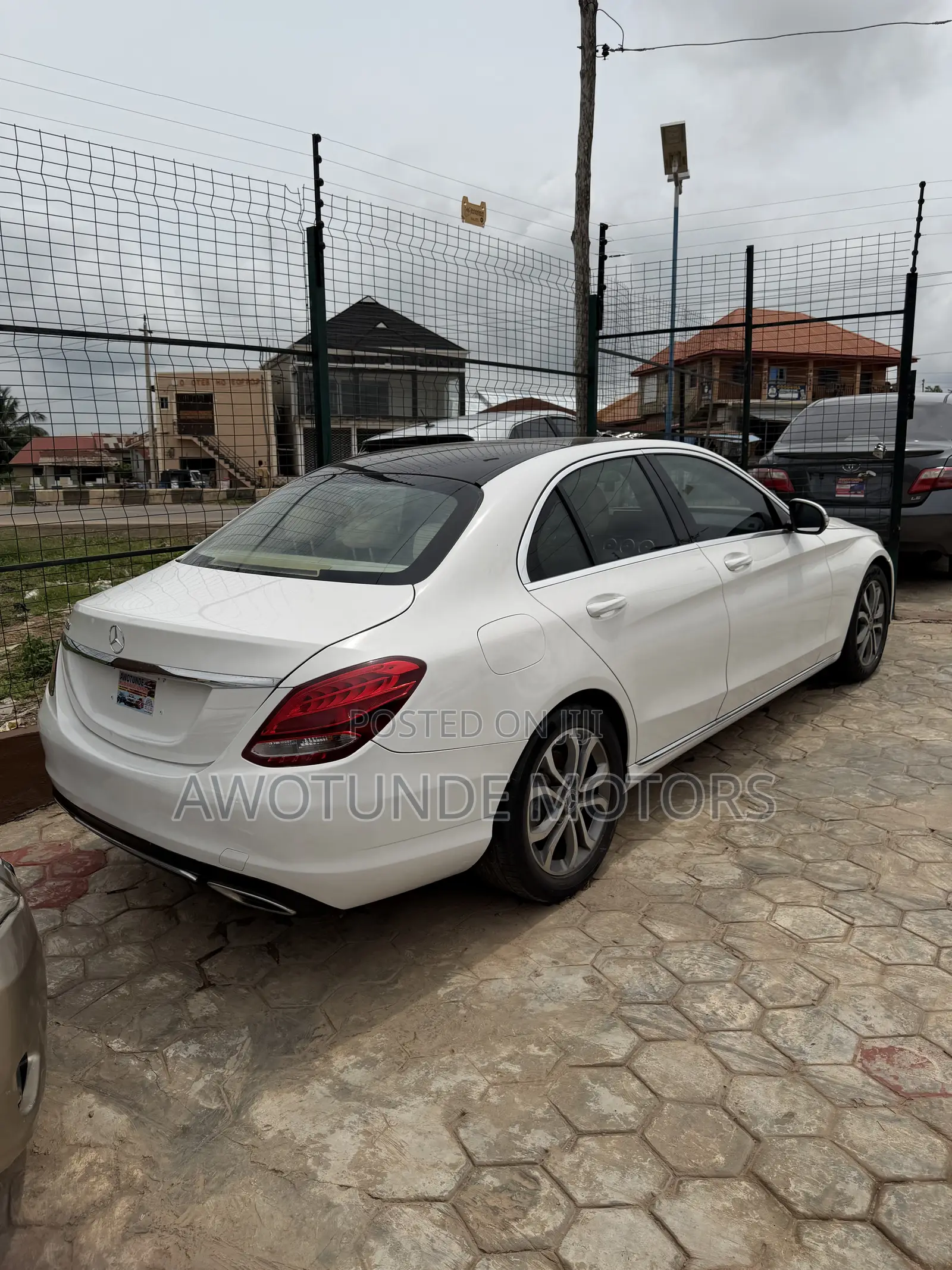 Mercedes-Benz C300 2018 White