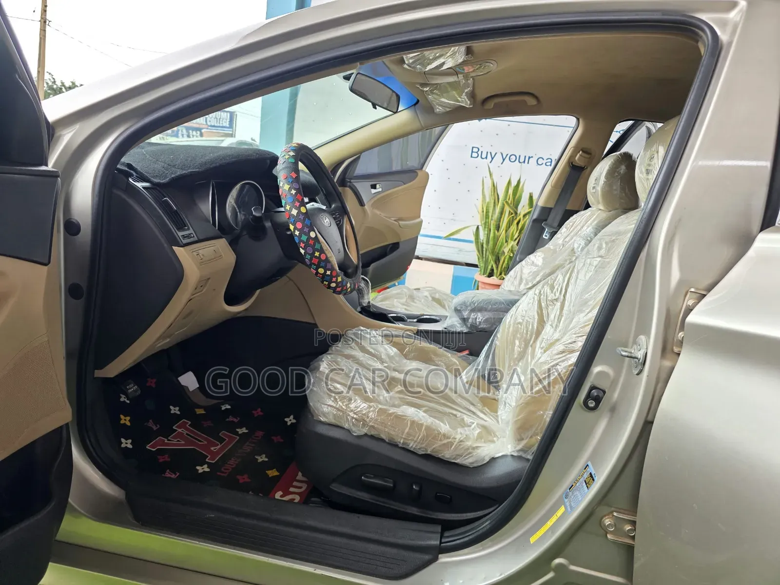 Hyundai Sonata 2010 Gold