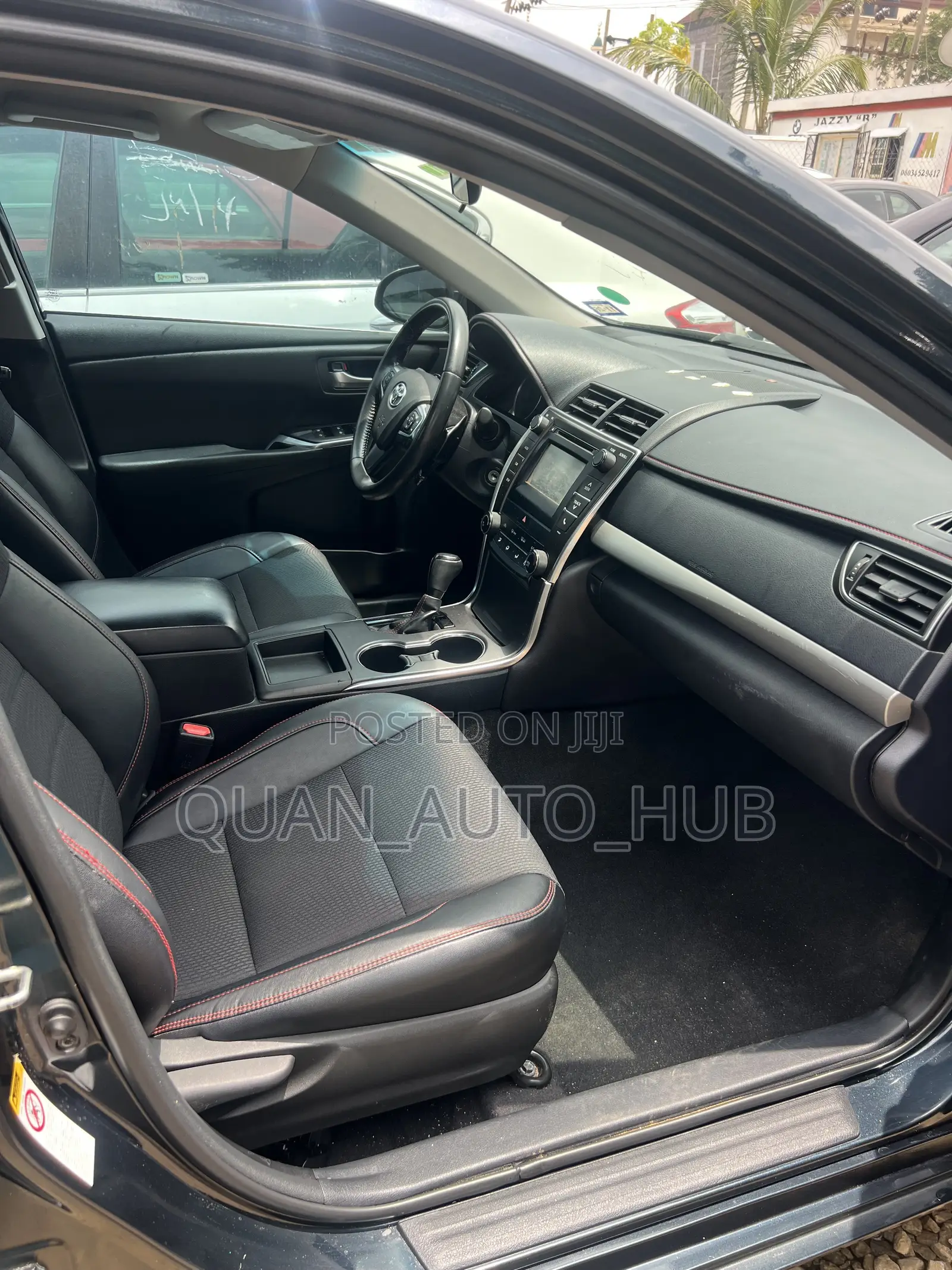 Toyota Camry SE 4dr Sedan (2.5L 4cyl 6A) 2016 Blue