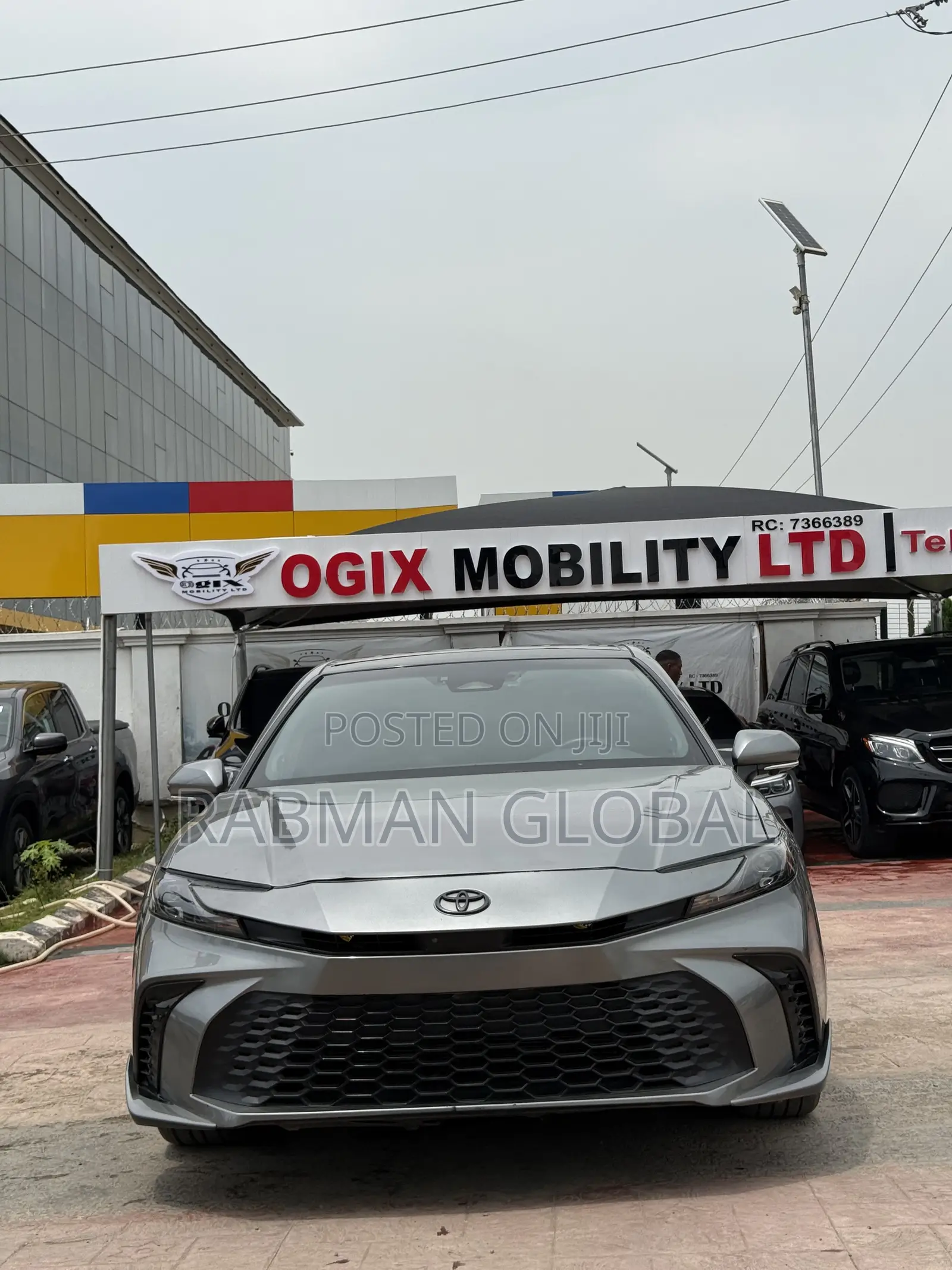 Toyota Camry XSE 2025 Gray